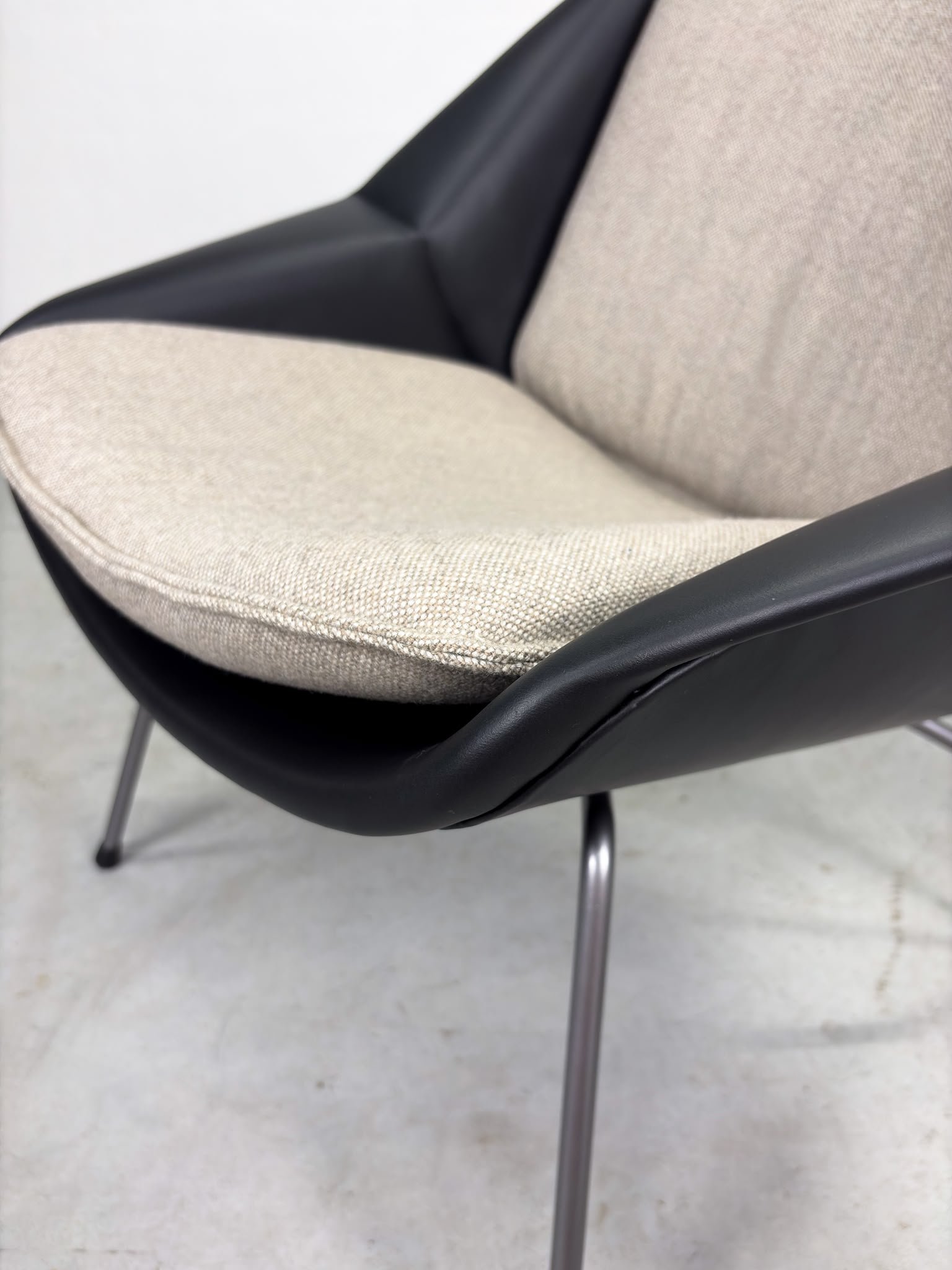 'FM04' Fauteuil van Cees Braakman voor Pastoe (18).jpeg
