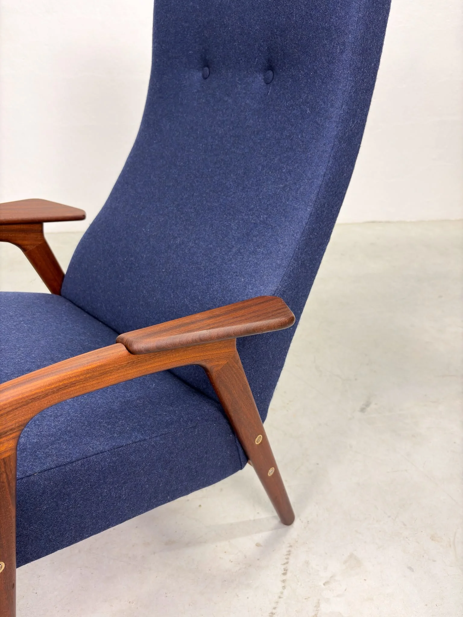 Pastoe 'Ruster' Fauteuil van Yngve Ekström (3).jpeg