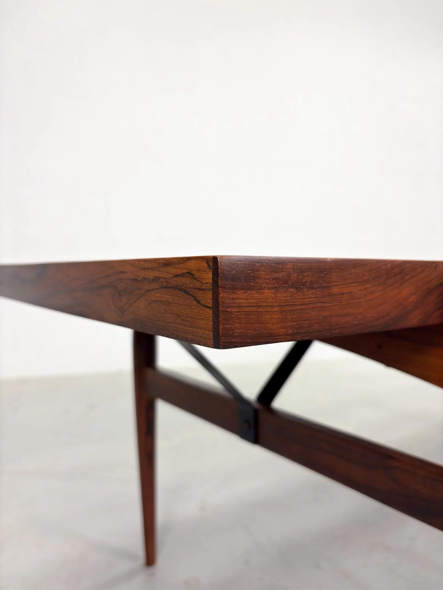 Deense Mid-century Salontafel van Palissander (13).jpeg