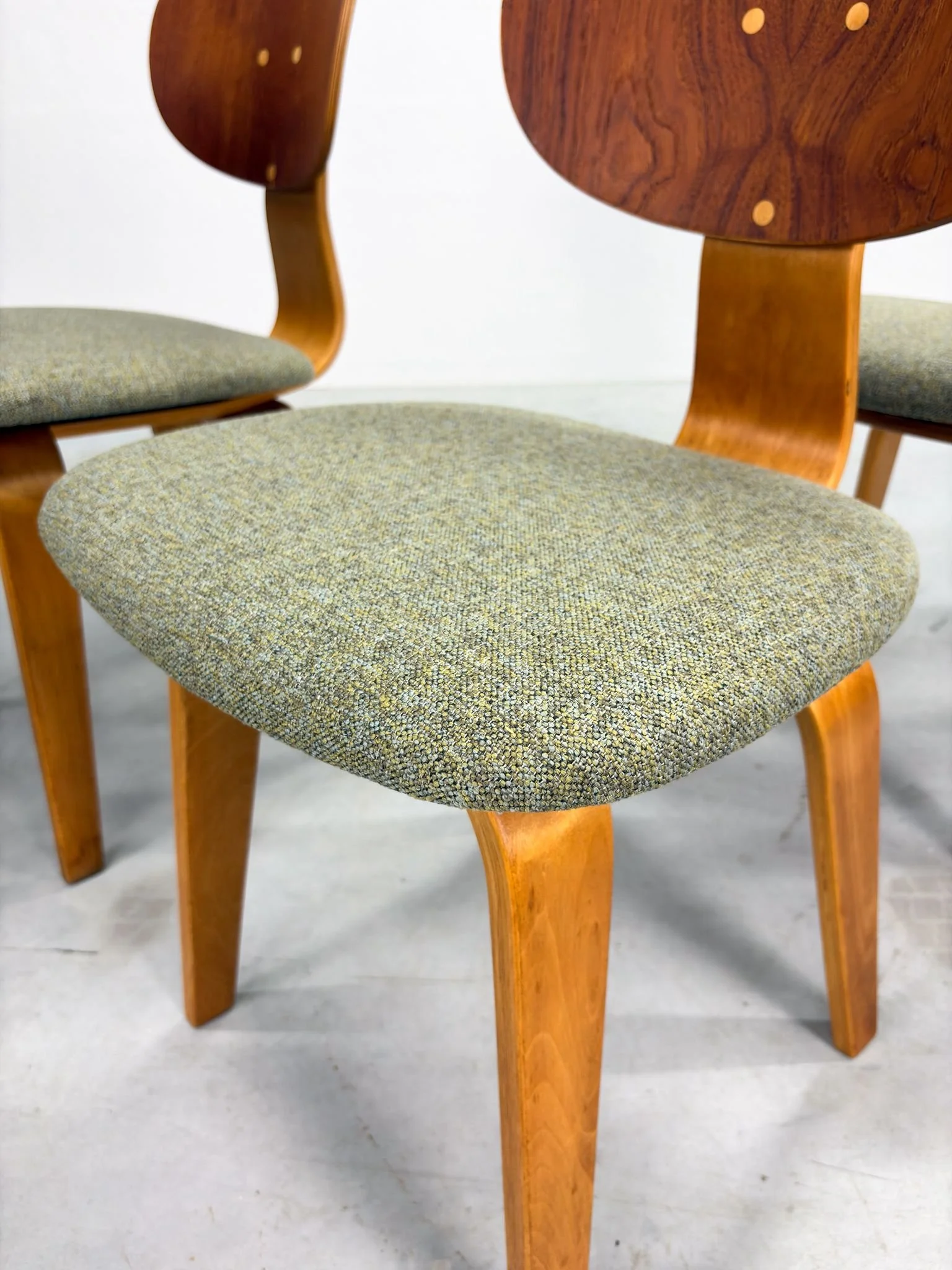 Set 'SB02' Eetkamerstoelen van Cees Braakman voor Pastoe (4).jpeg