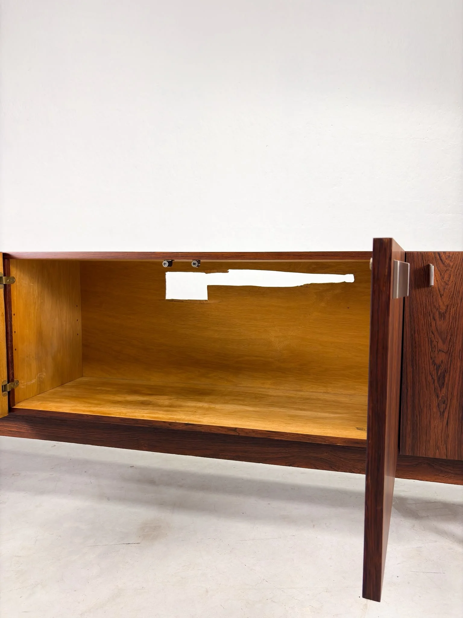 Zeldzaam 'Propos' Sideboard in Palissander van Hulmefa (2).jpeg