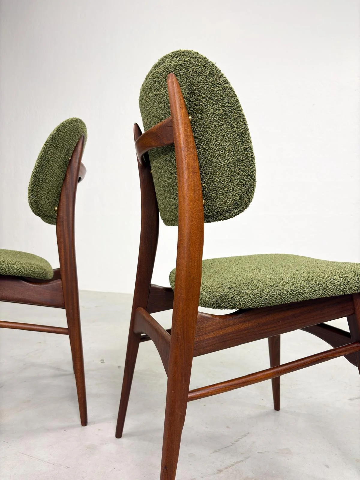 Set 'Milaan' Eetkamerstoelen van Louis van Teeffelen (12).jpeg