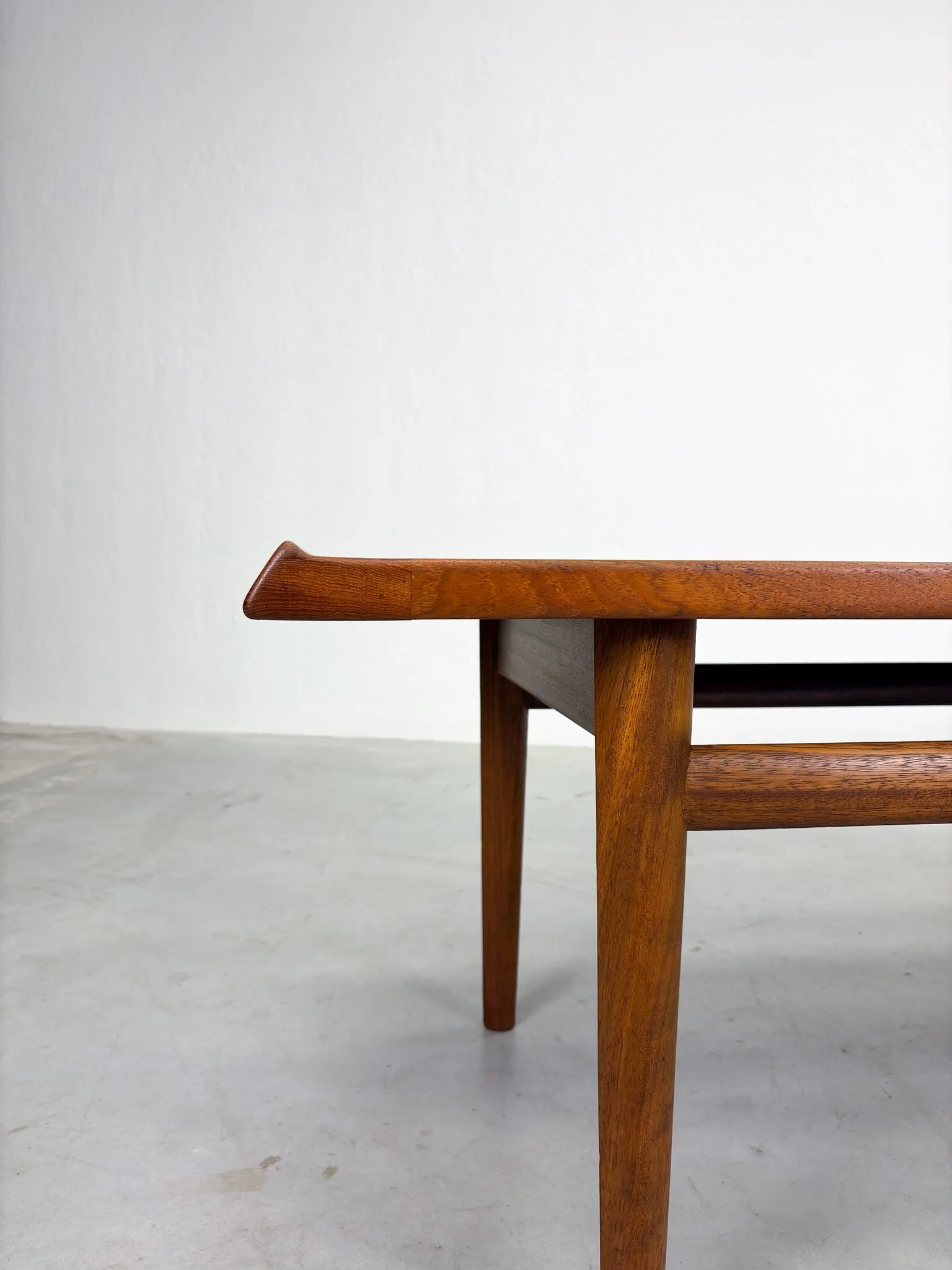 Salontafel van Torbjørn Afdal voor Haug Snekkeri (1).jpeg