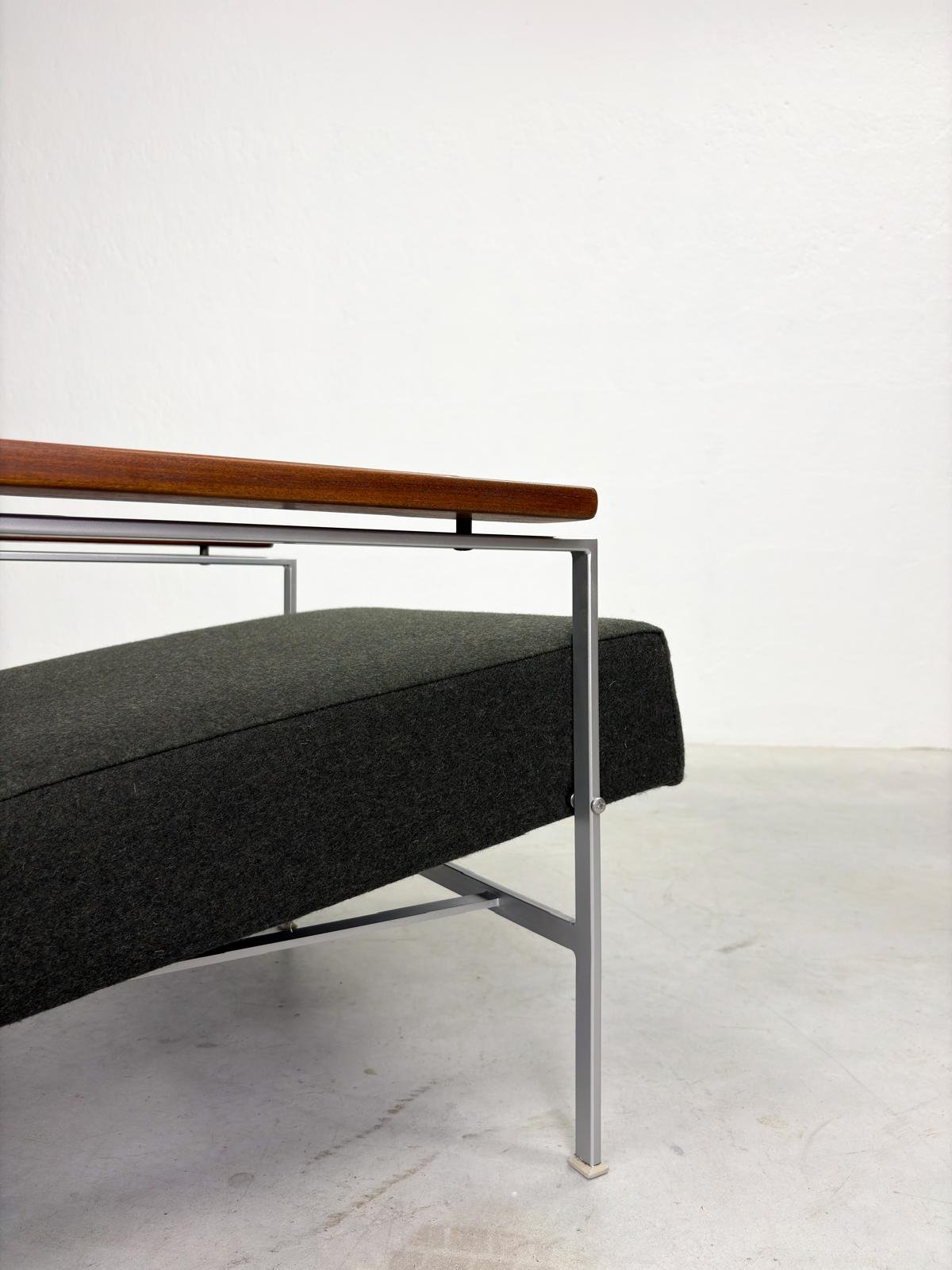 Fauteuil model '2280' van Rob Parry voor Gelderland (5).jpeg