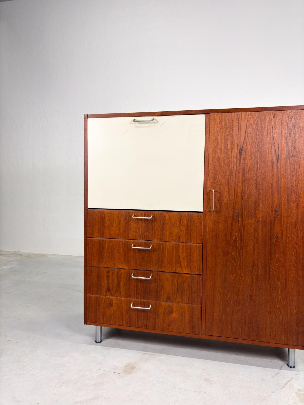 Pastoe 'Made to Measure' Dressoir van Cees Braakman (20).jpeg