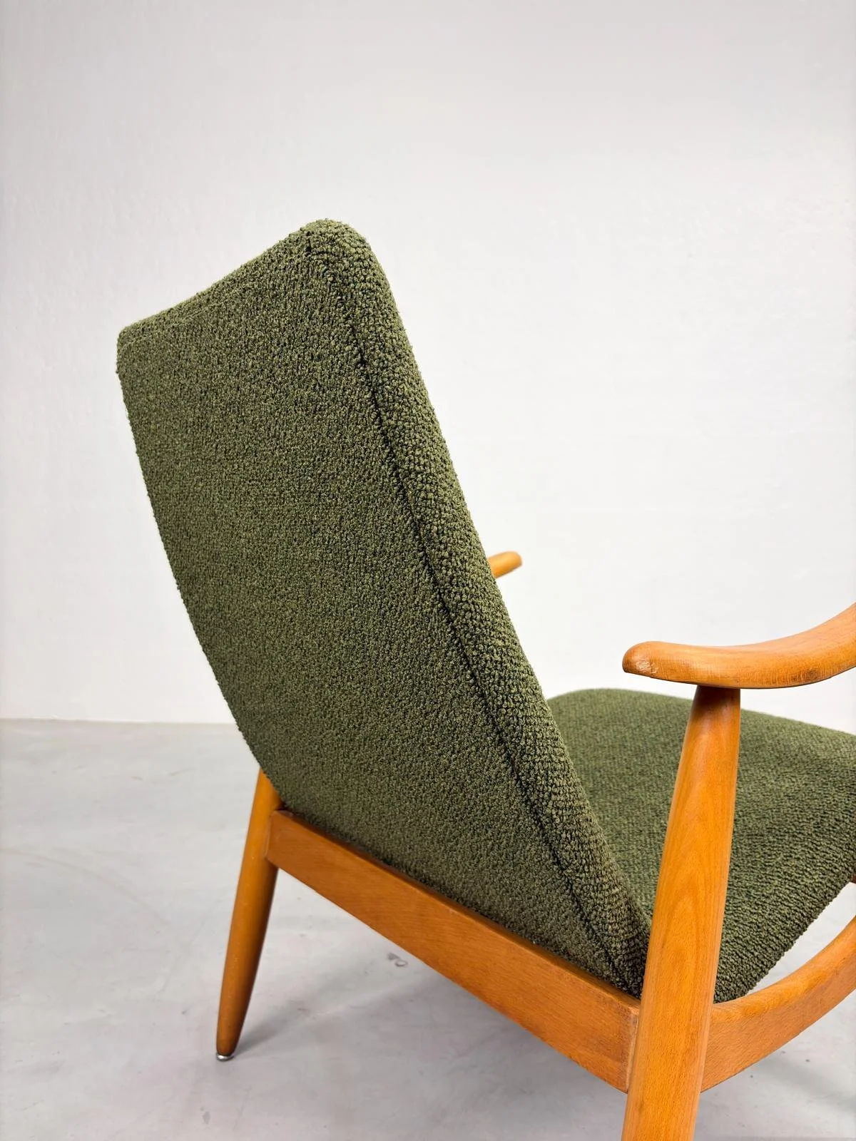 Vintage fauteuil in Louis van Teeffelen stijl (2).jpeg