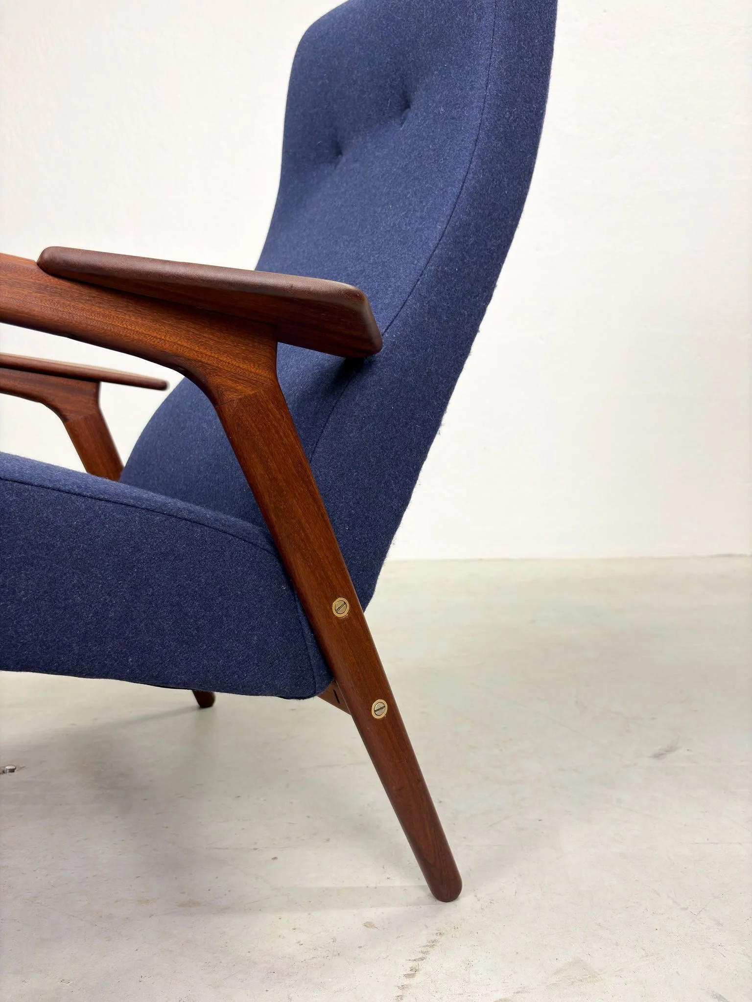Pastoe 'Ruster' Fauteuil van Yngve Ekström (5).jpeg