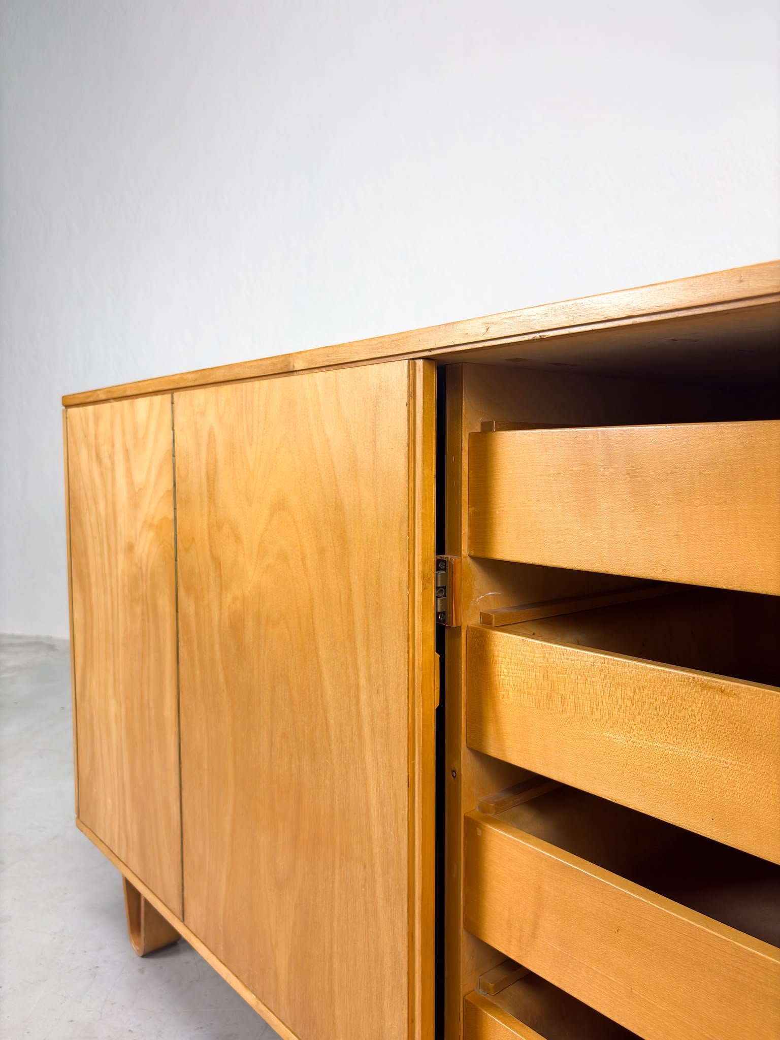 'DB02' Dressoir van Cees Braakman voor Pastoe (7).jpeg