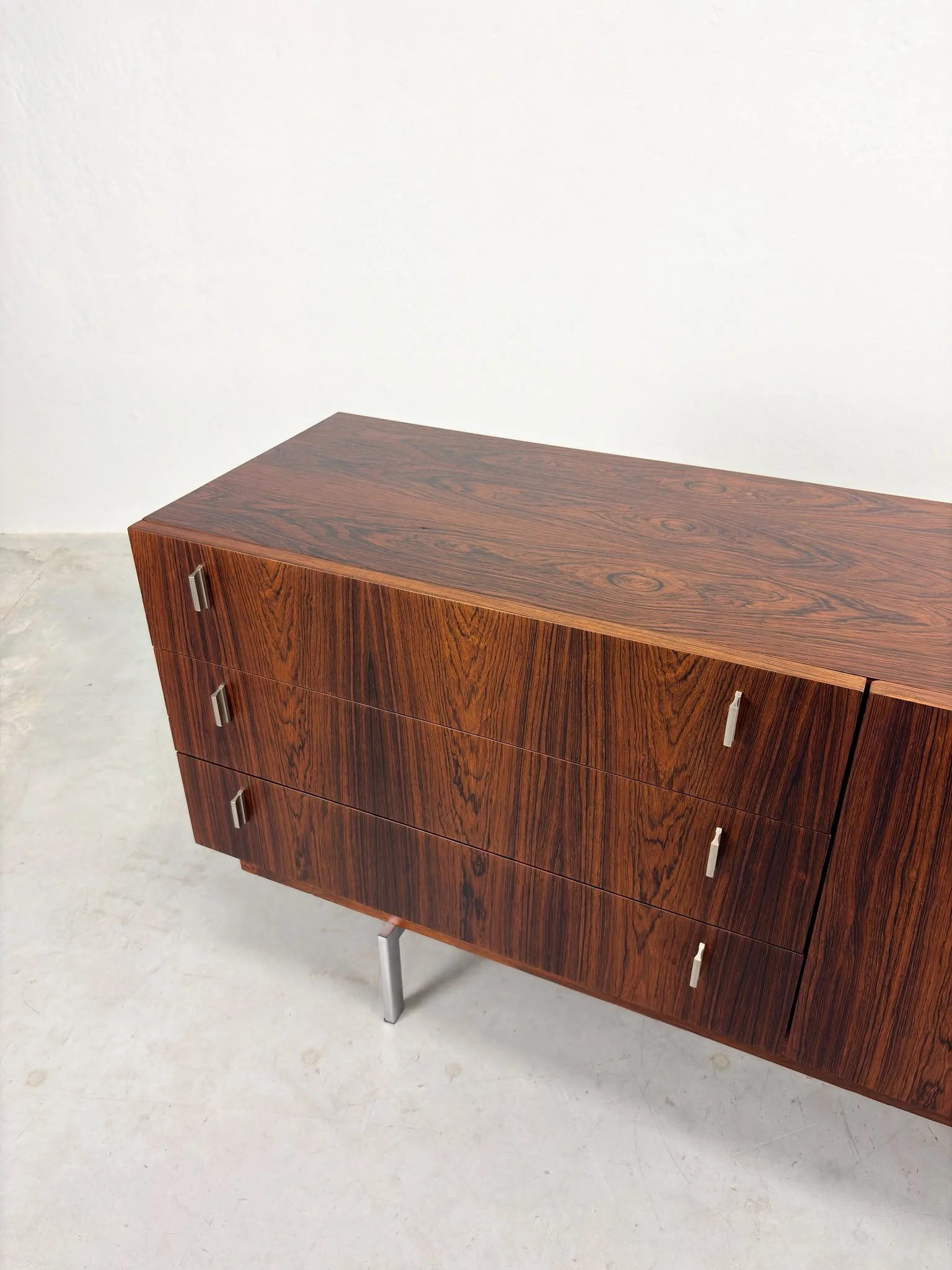Zeldzaam 'Propos' Sideboard in Palissander van Hulmefa (6).jpeg