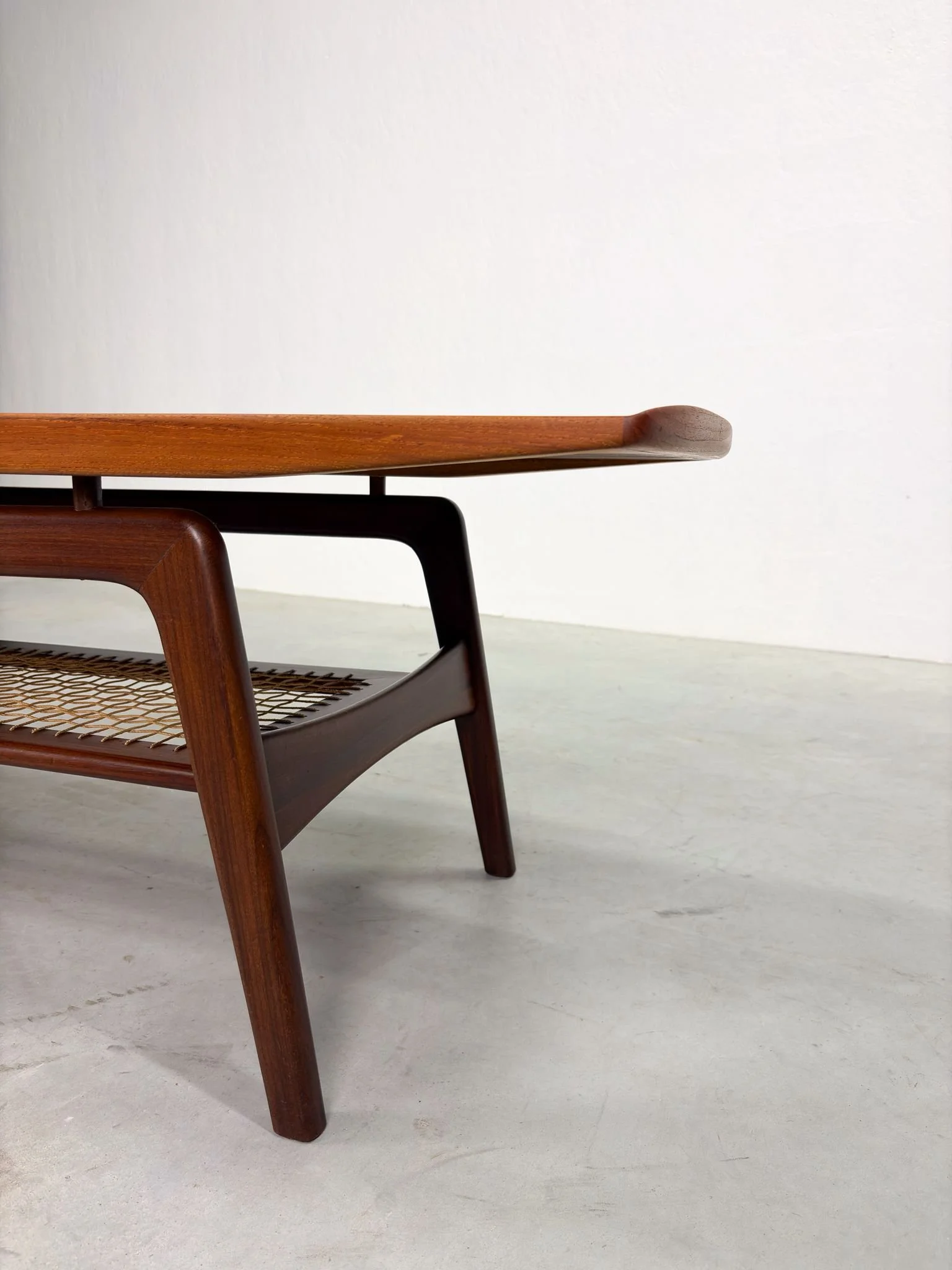 Mid-century Salontafel van Arne Hovmand Olsen.jpeg