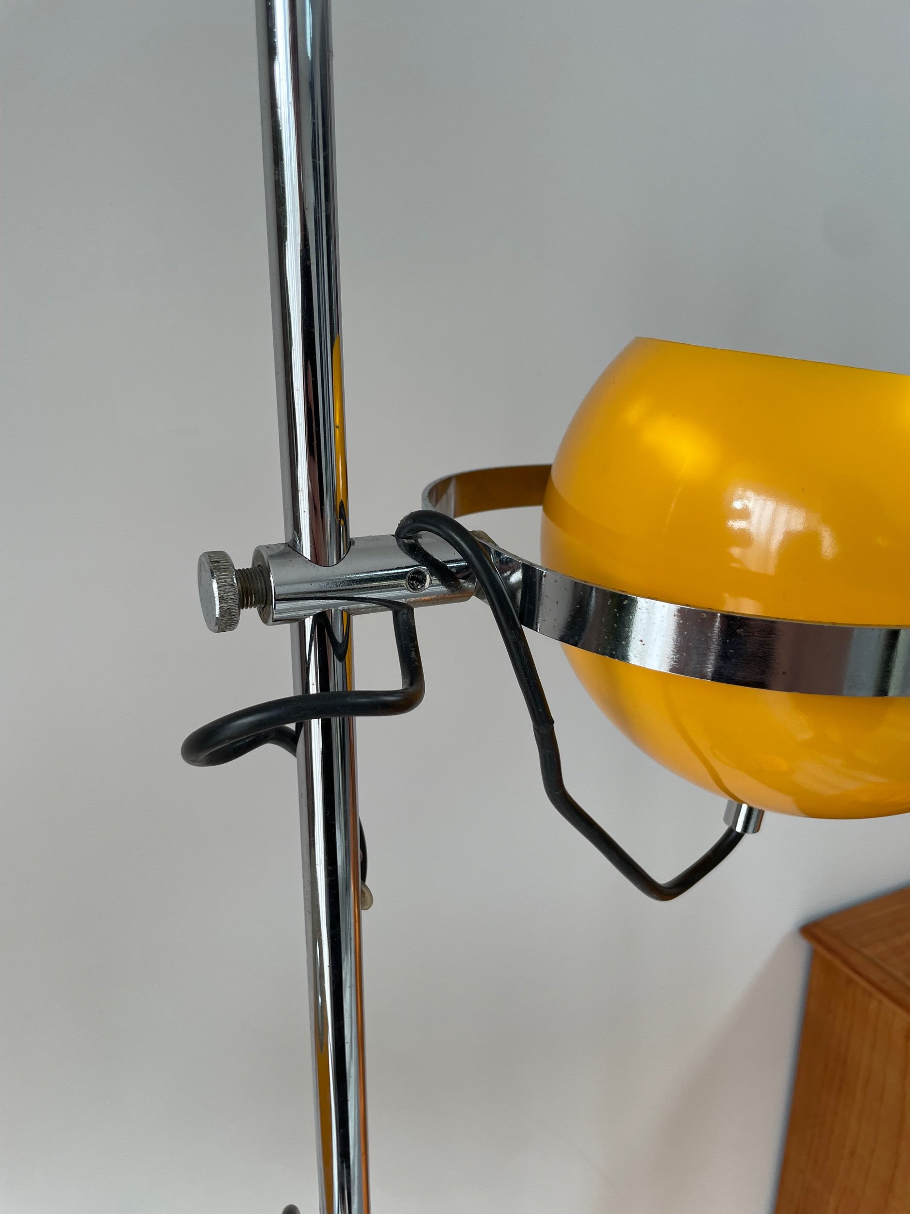 Vintage Herda bollamp geel
