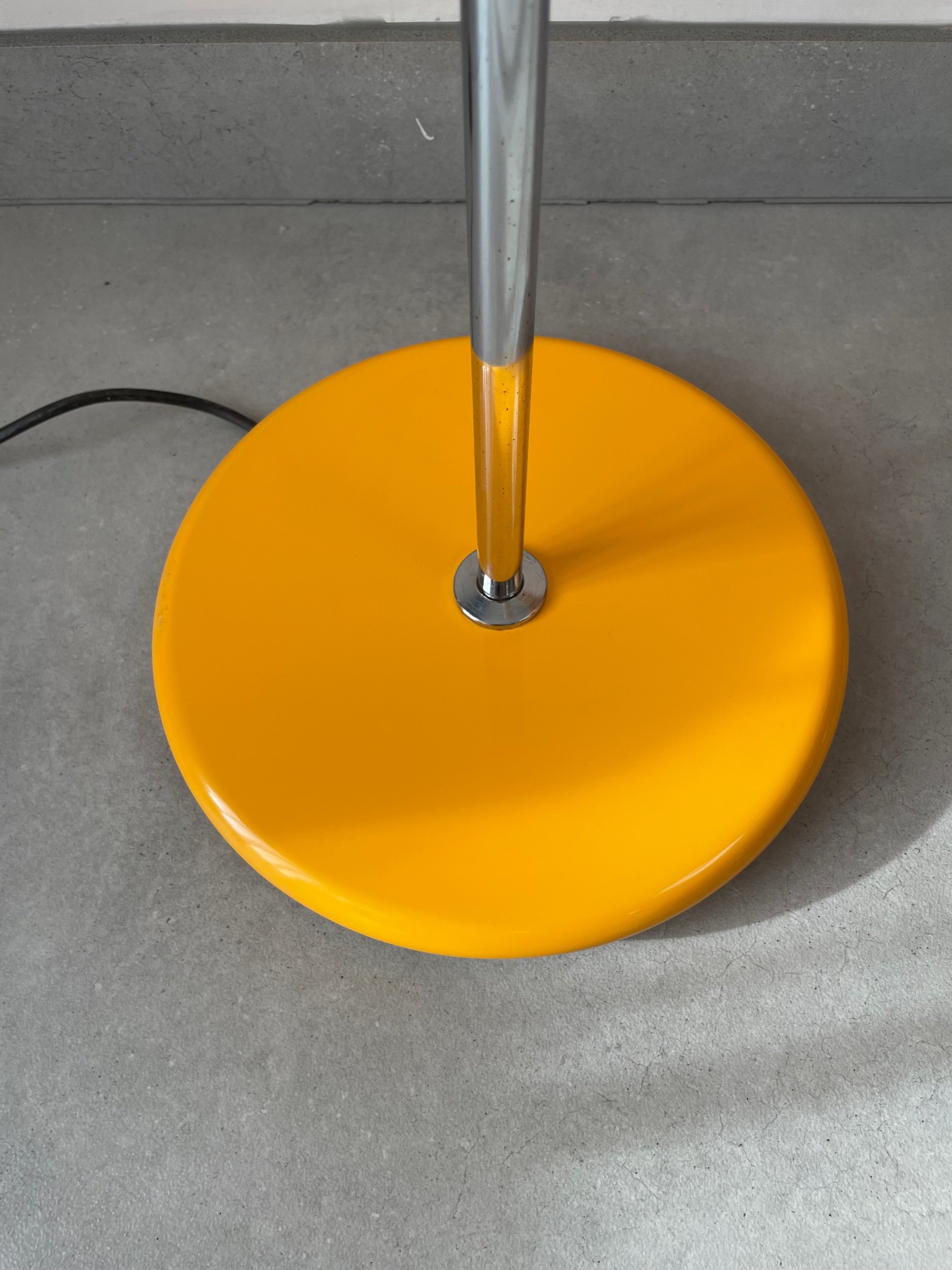 Vintage Herda bollamp geel