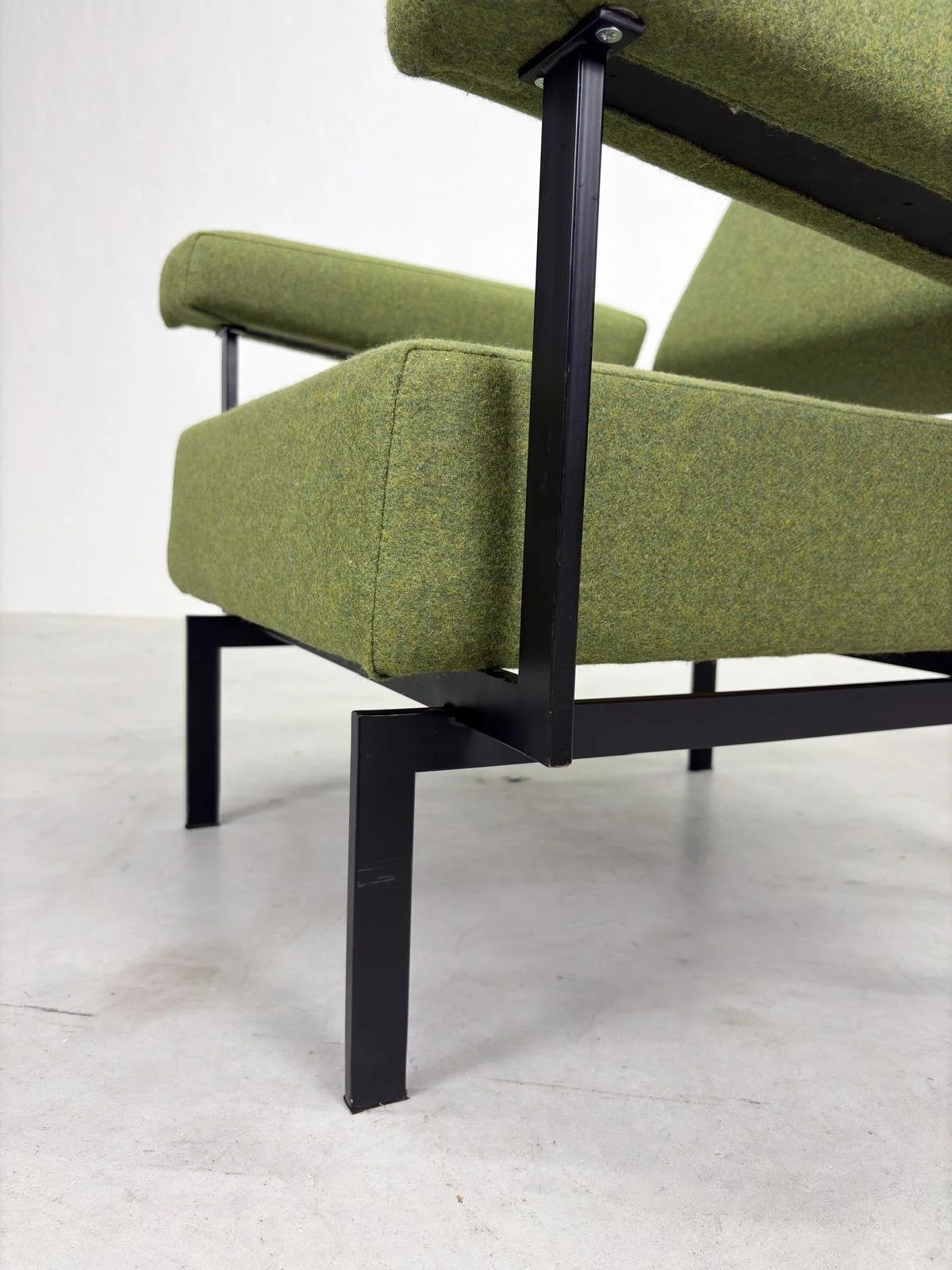 'FM07' Fauteuil van Cees Braakman voor Pastoe (13).jpeg