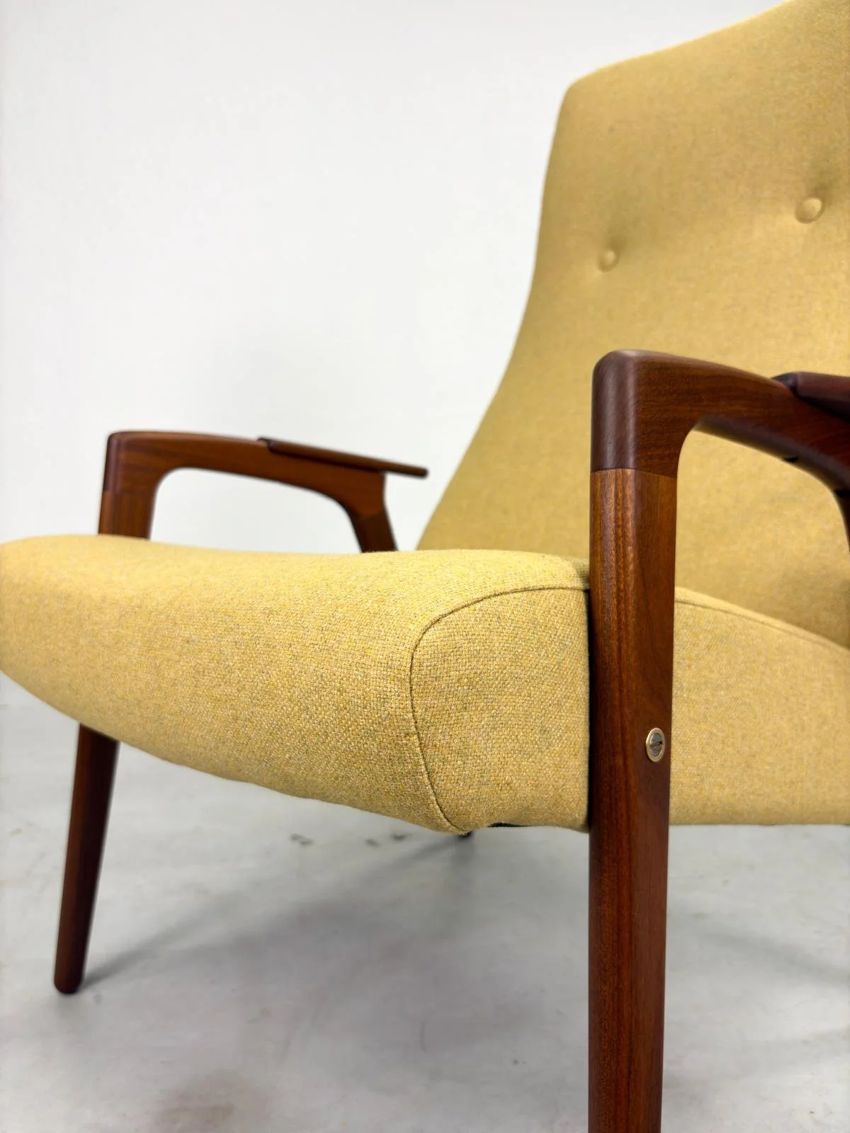 Pastoe 'Ruster' Fauteuil van Yngve Ekström Hoog (14).jpeg