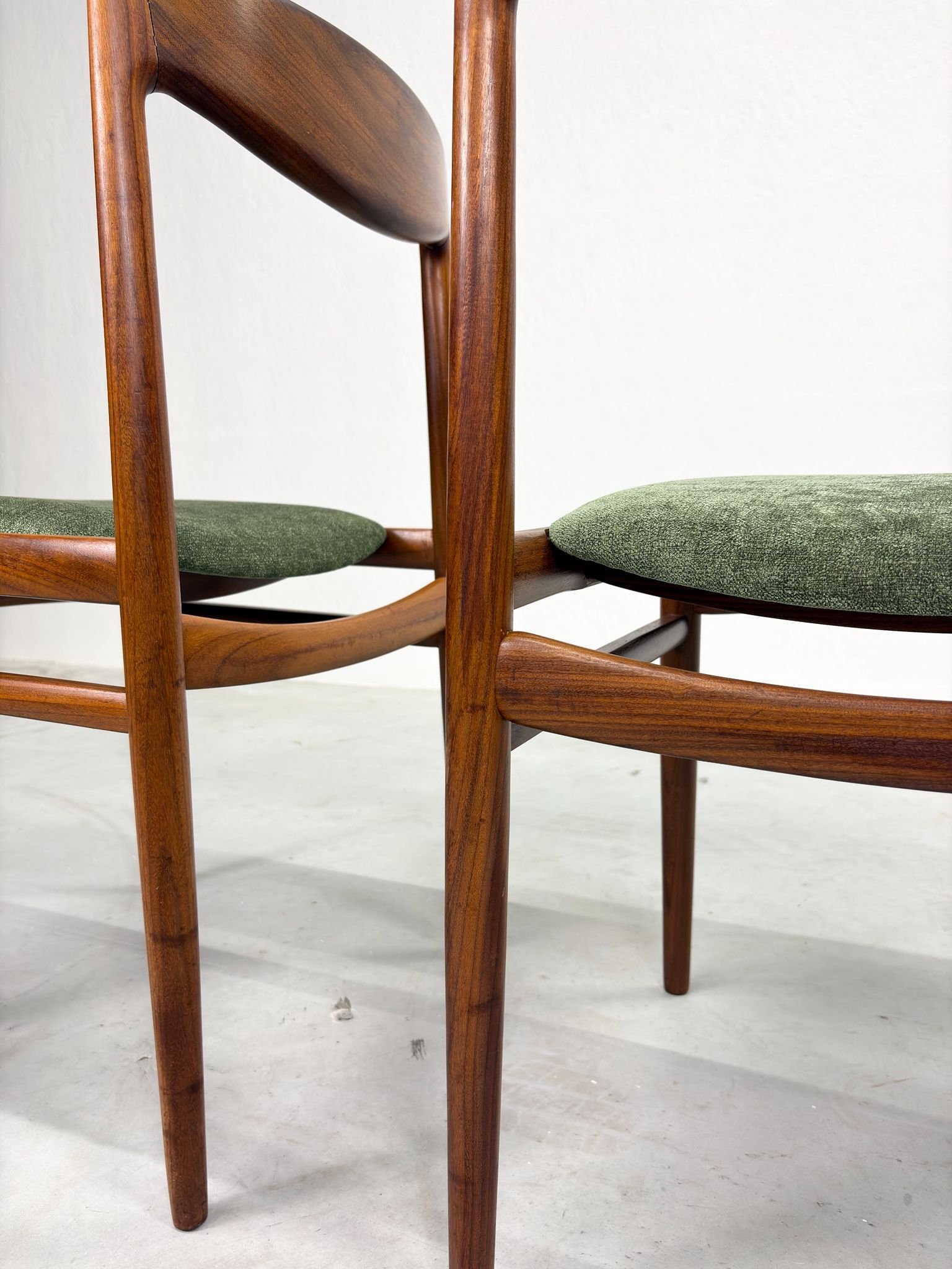 Set Vintage Lübke Eetkamerstoelen Deens Design (5).jpeg