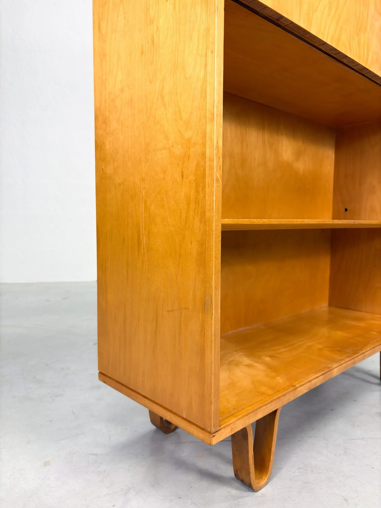 'BB04' Boekenkast van Cees Braakman voor Pastoe (10).jpeg
