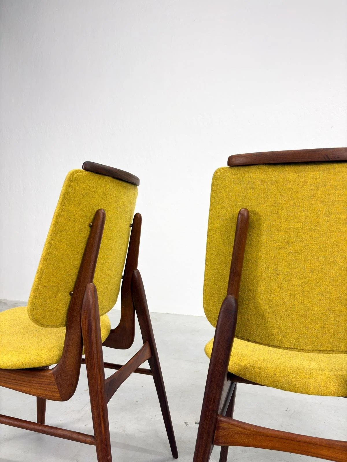 Zeldzame Set Mid-Century Eetkamerstoelen van AwA (6).jpeg