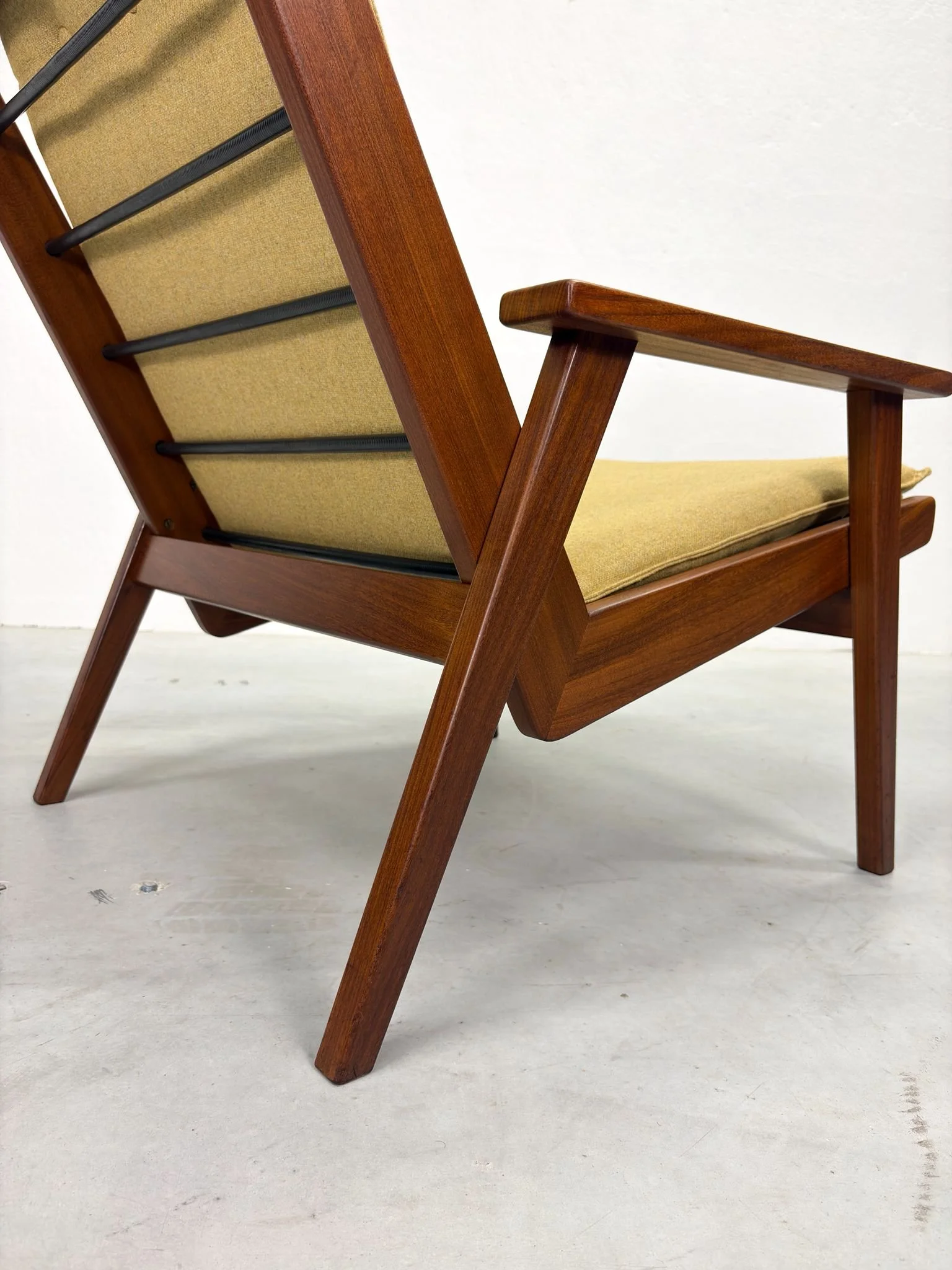 Vintage Lotus 1611 Fauteuil Rob Parry voor Gelderland (21).jpeg