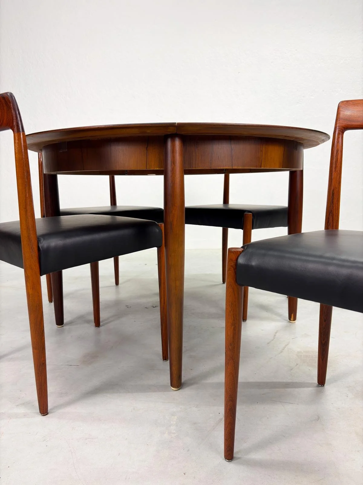 Mid-century Palissander Eetkamerset van Lübke (16).jpeg