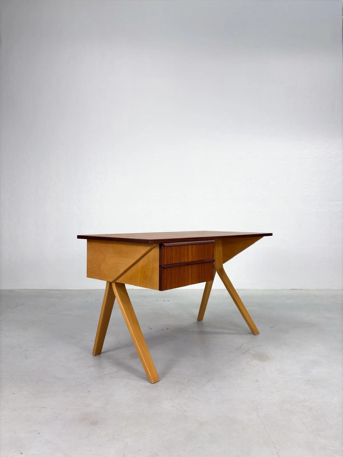 Pastoe 'EB32' Berkenserie Bureau van Cees Braakman (20).jpeg