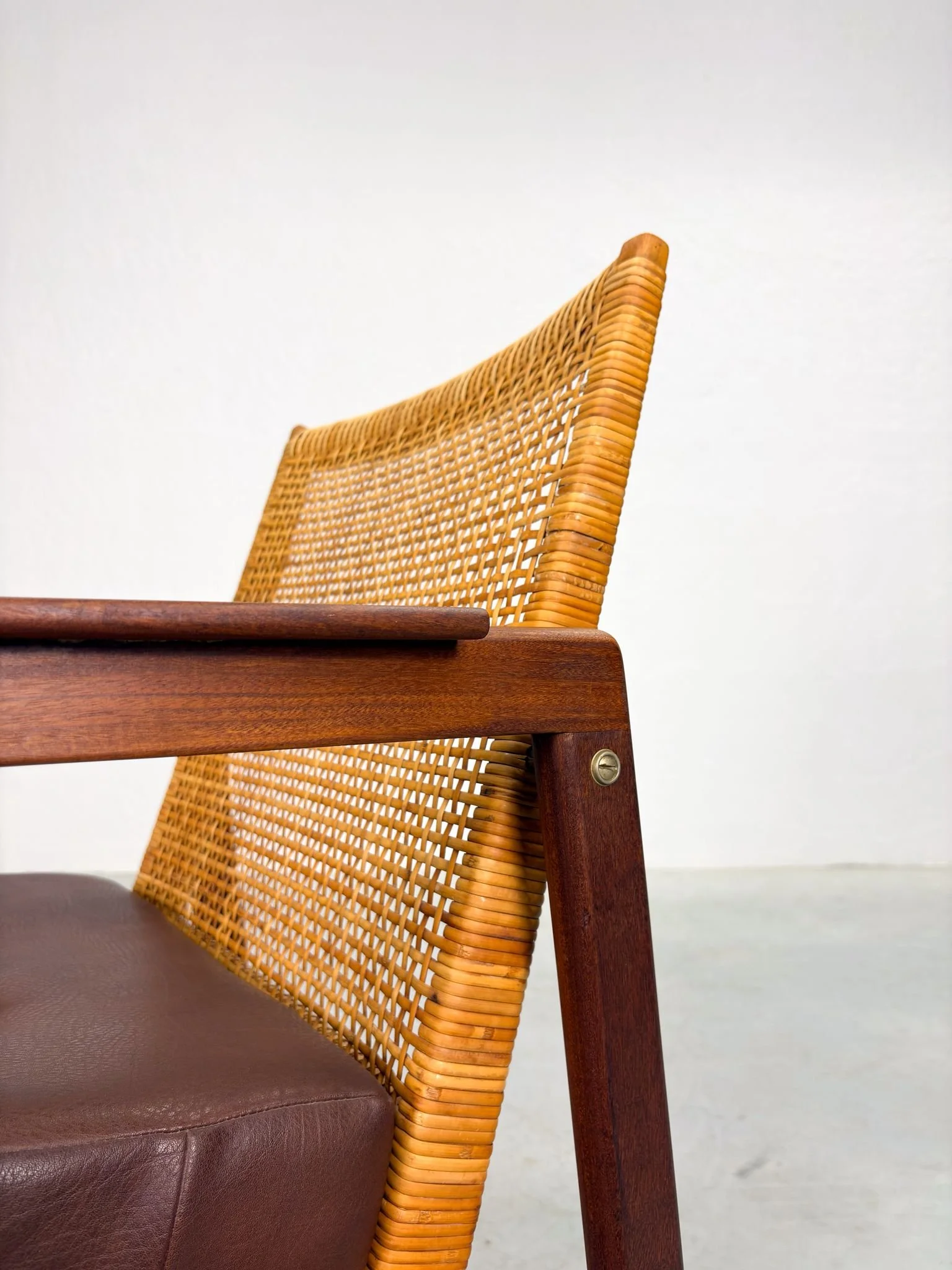 Mid-century Fauteuil van P.J Muntendam voor Gebr. Jonkers (6).jpeg