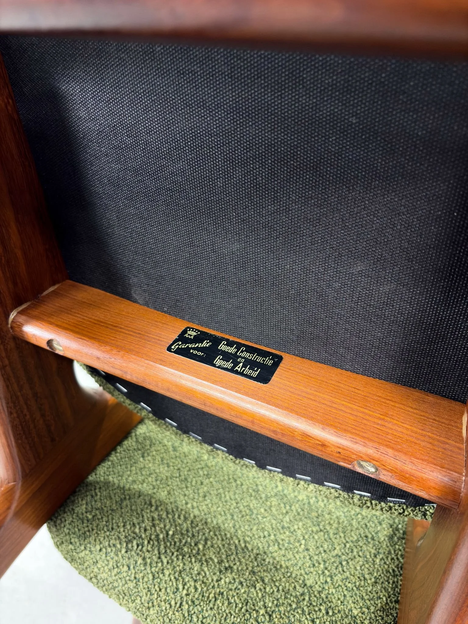 Set Eetkamerstoelen van Louis van Teeffelen voor AwA (15).jpeg