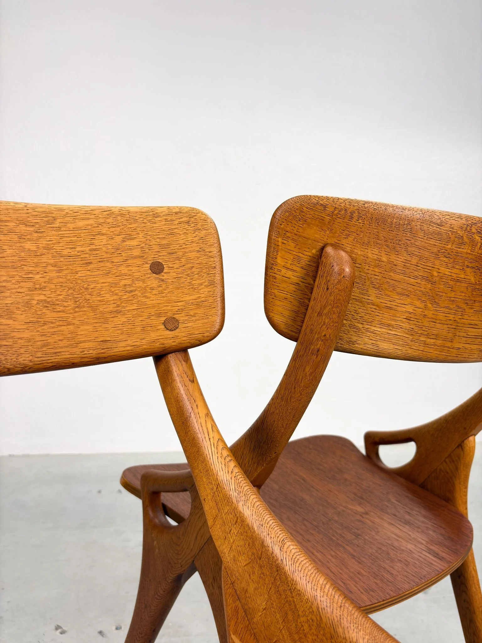 Set Eiken Eetkamerstoelen van Arne Hovmand Olsen (9).jpeg