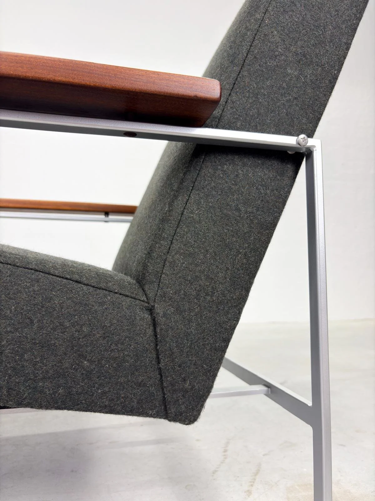 Fauteuil model '2280' van Rob Parry voor Gelderland (3).jpeg