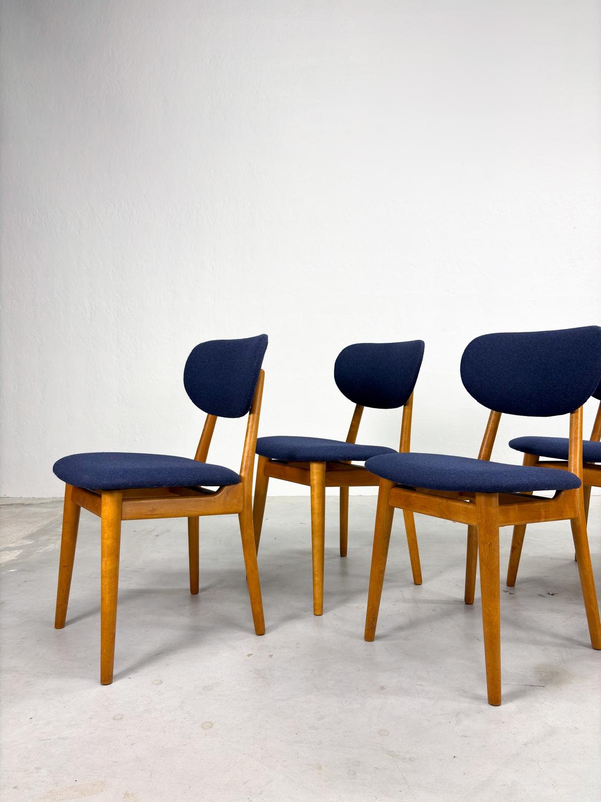 Set 'SB13' Eetkamerstoelen van Cees Braakman voor Pastoe (11).jpeg