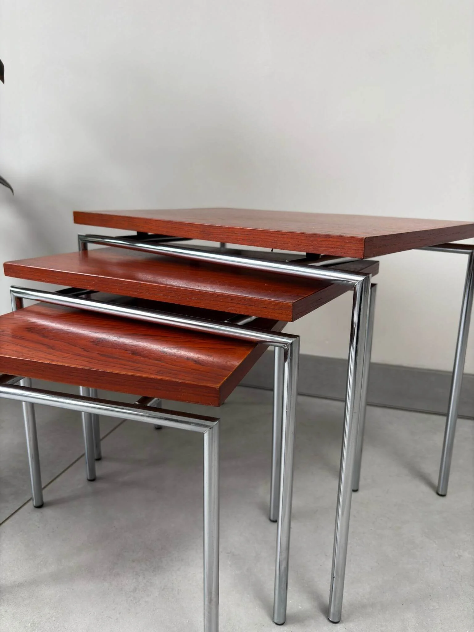 Vintage Bijzettafeltjes Mimiset Pastoe Stijl (8).jpg