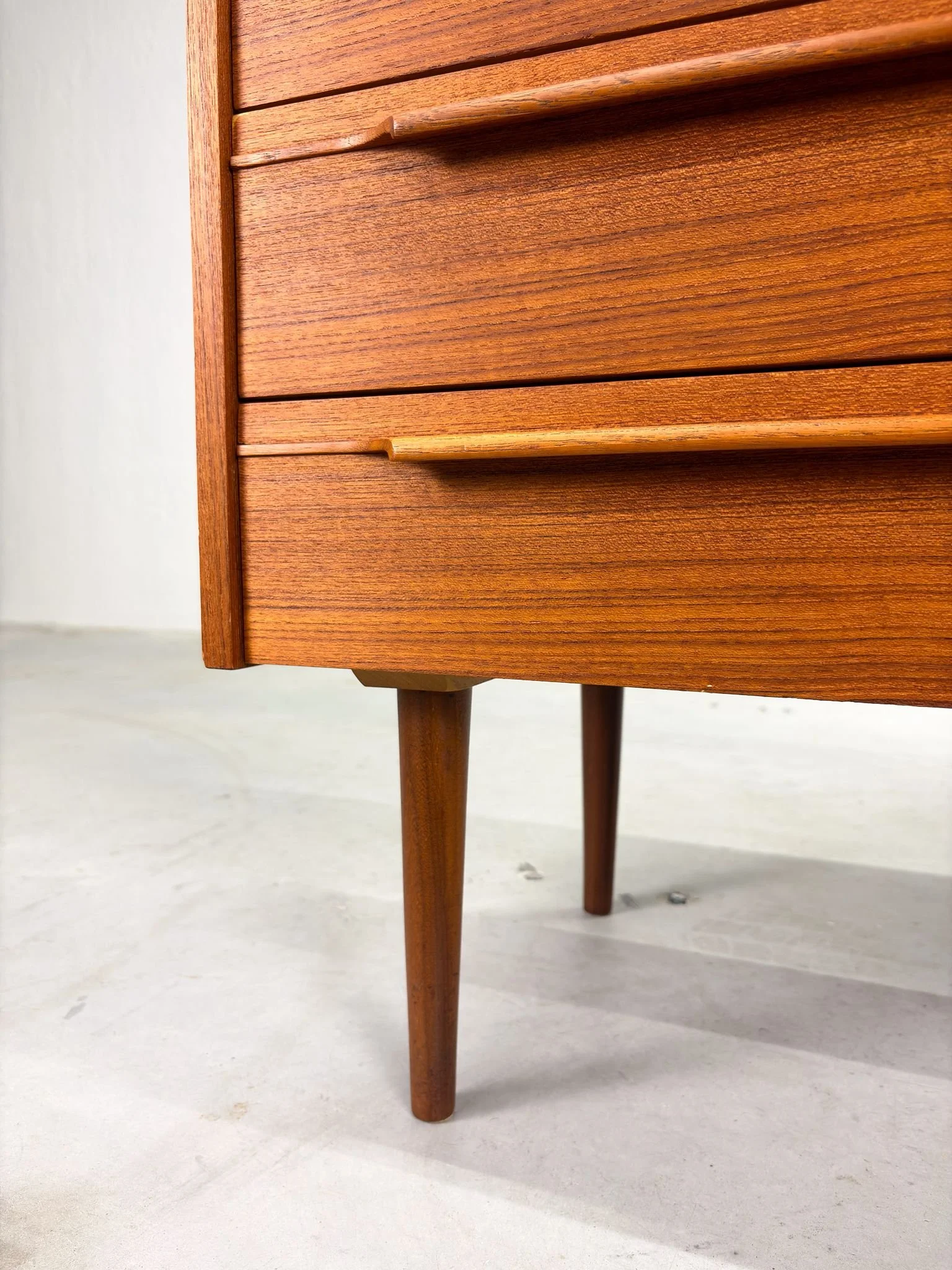 Mid-century 'Mahjongg' Ladekast van Ouwenbroek's Meubelfabriek (5).jpeg