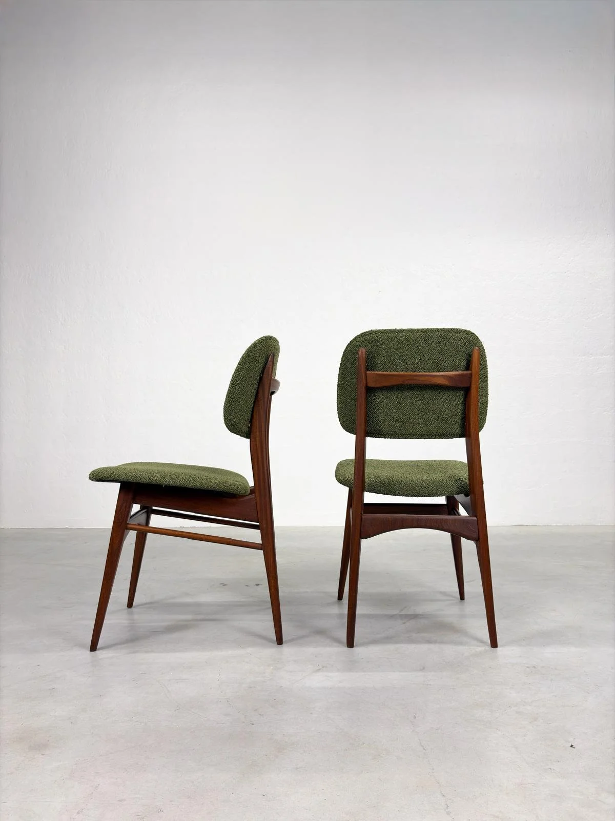 Set 'Milaan' Eetkamerstoelen van Louis van Teeffelen (6).jpeg