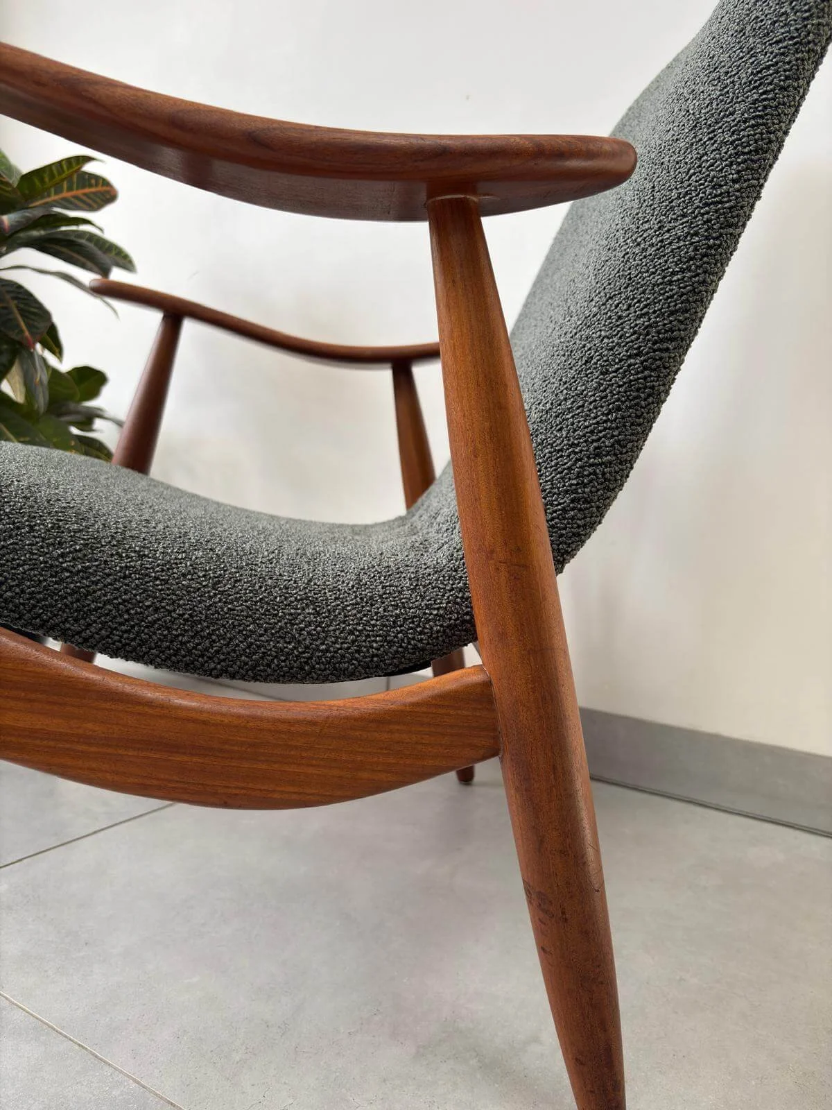 Vintage Fauteuil Louis van Teeffelen A-serie Donkergroen (2).jpg