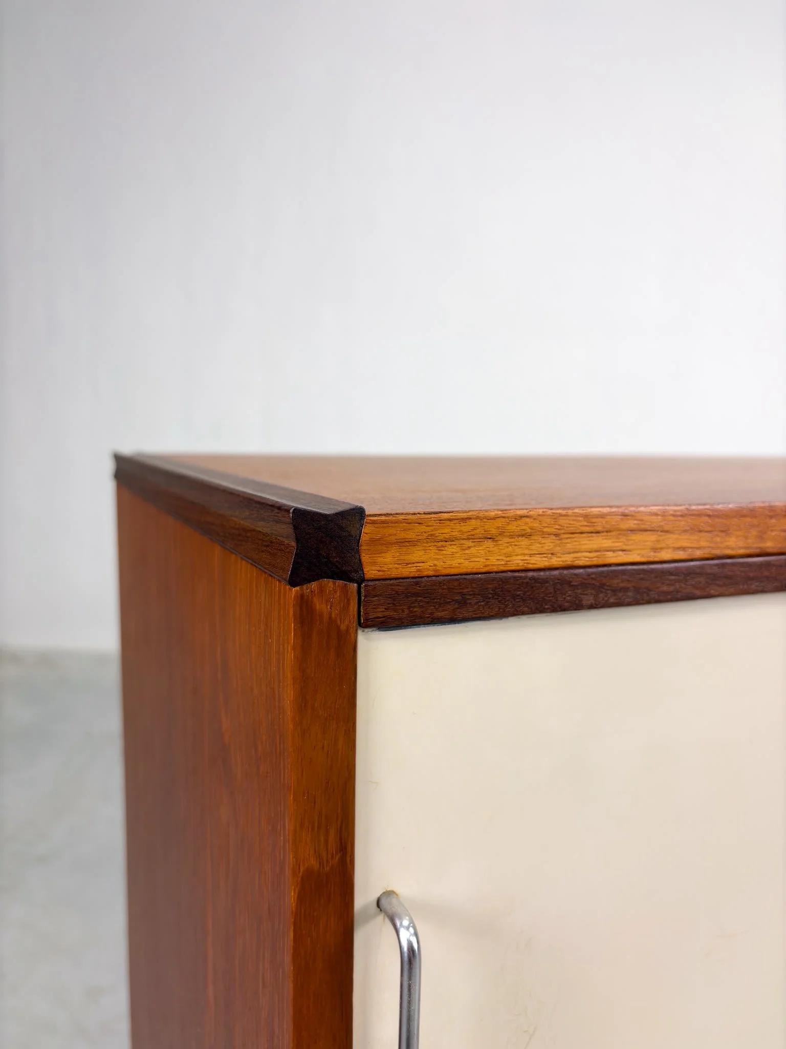 'Made to Measure' Dressoir van Cees Braakman voor Pastoe (15).jpeg