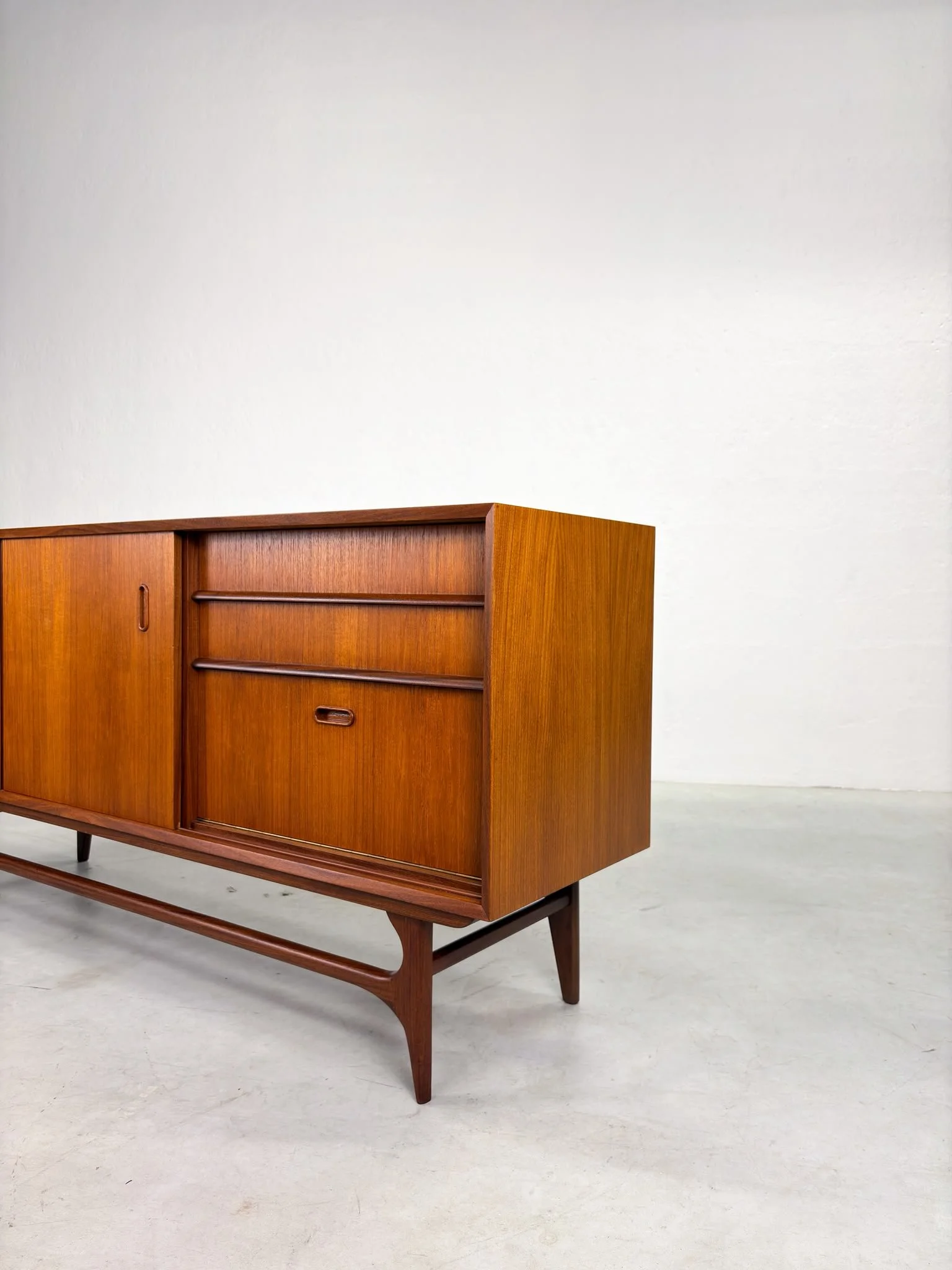 Mid-century Dressoir van Teakhout (16).jpeg