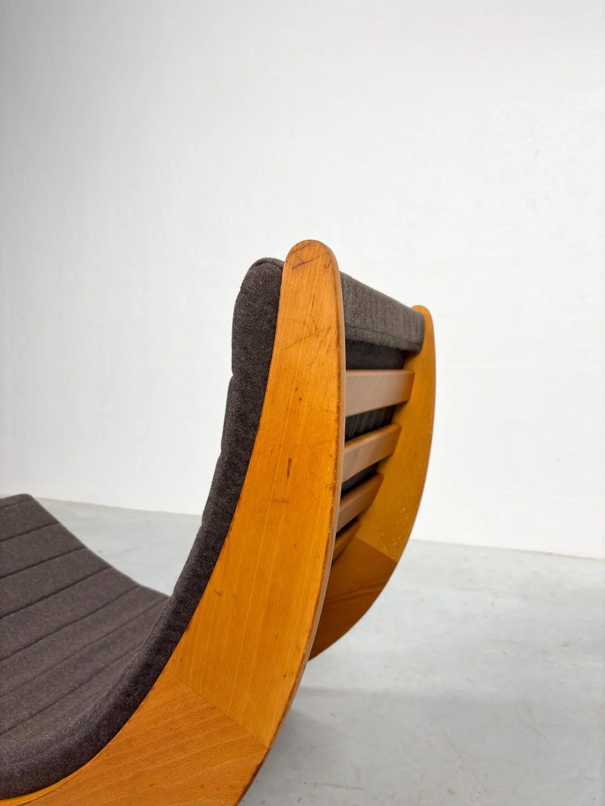 Verner Panton 'Relaxer' Rocking Chair voor Rosenthal (15).jpeg