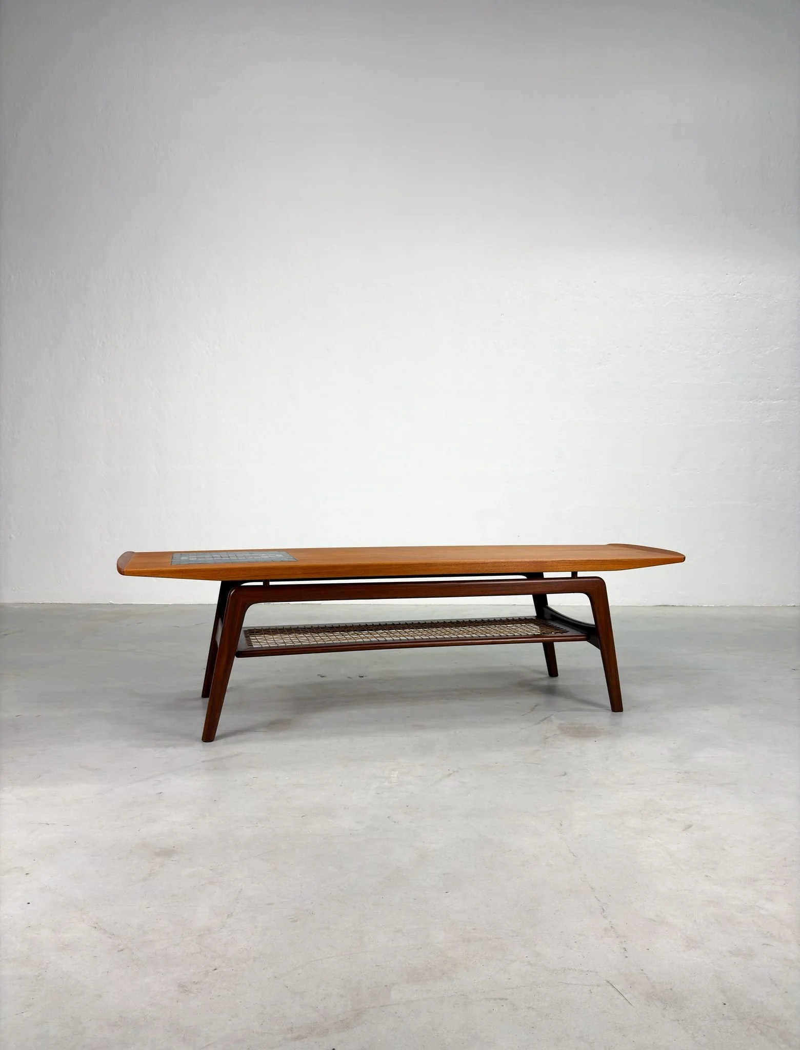 Mid-century Salontafel van Arne Hovmand Olsen (2).jpeg