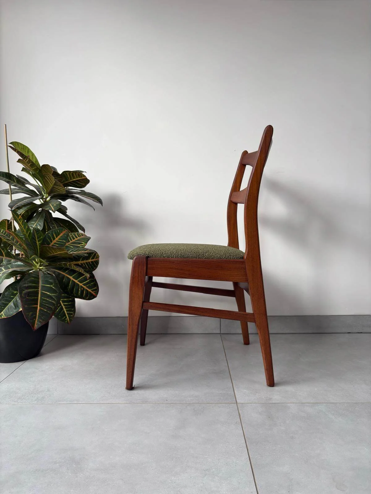 Set vintage Deense eetkamerstoelen BAKO (4).jpg