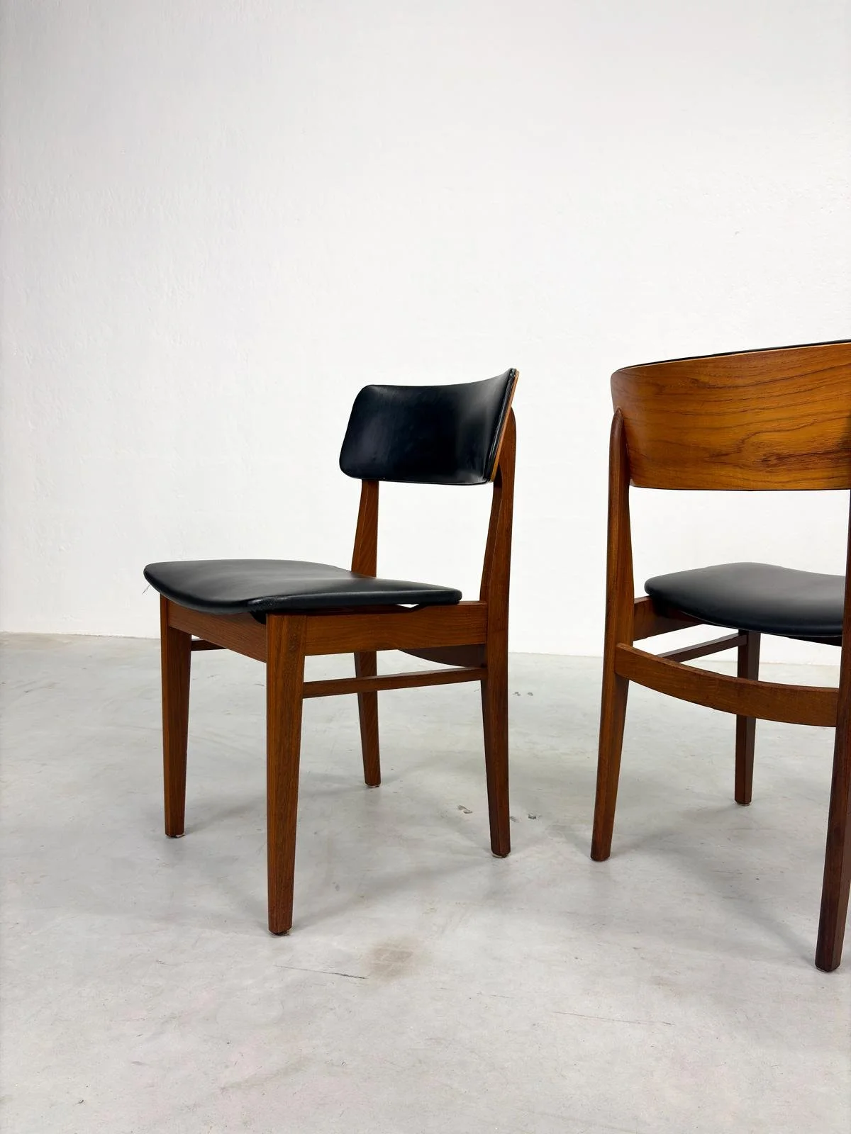 Set Eetkamerstoelen van Mahjongg Vlaardingen (15).jpeg