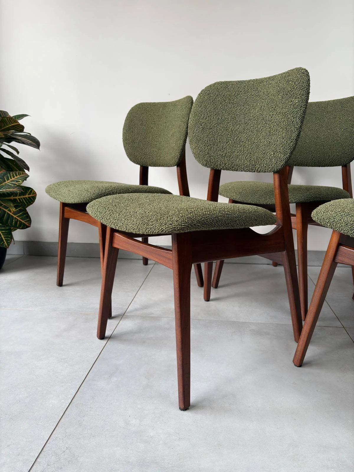 Set vintage Deens Design Eetkamerstoelen (15).jpg