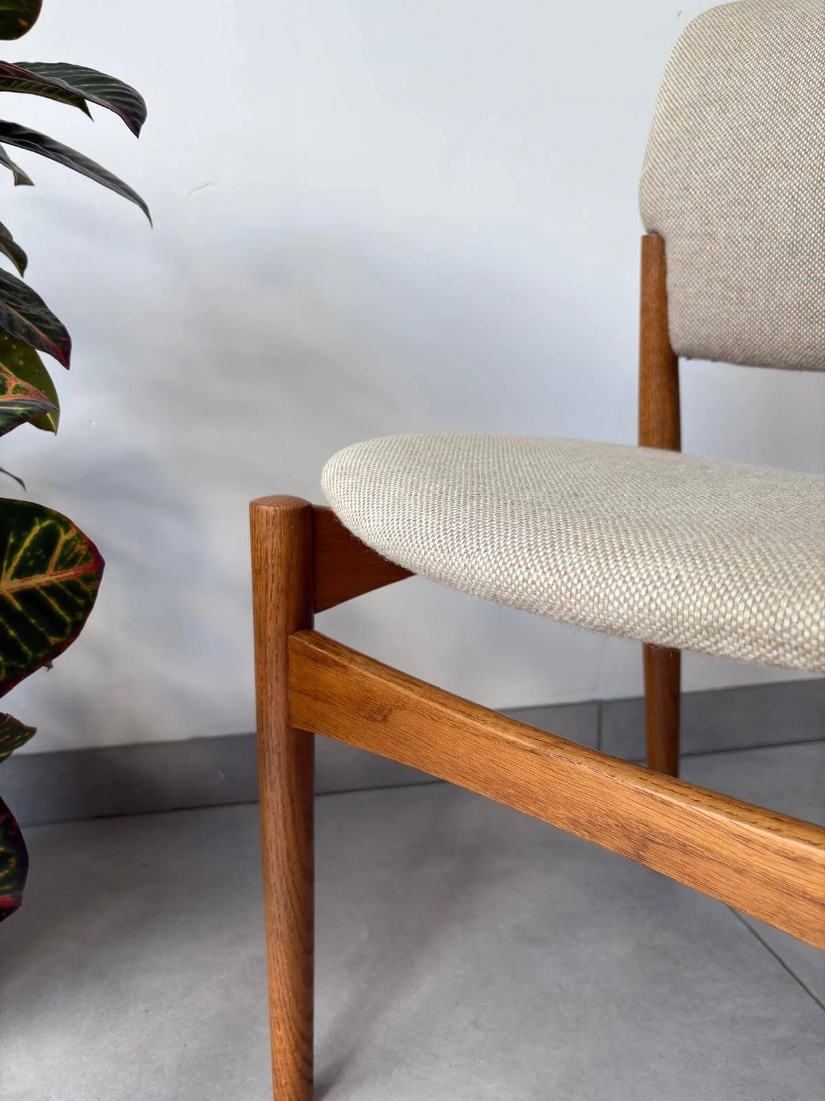 Set Vintage Deense Eetkamerstoelen Fritz Hansen (3).jpg