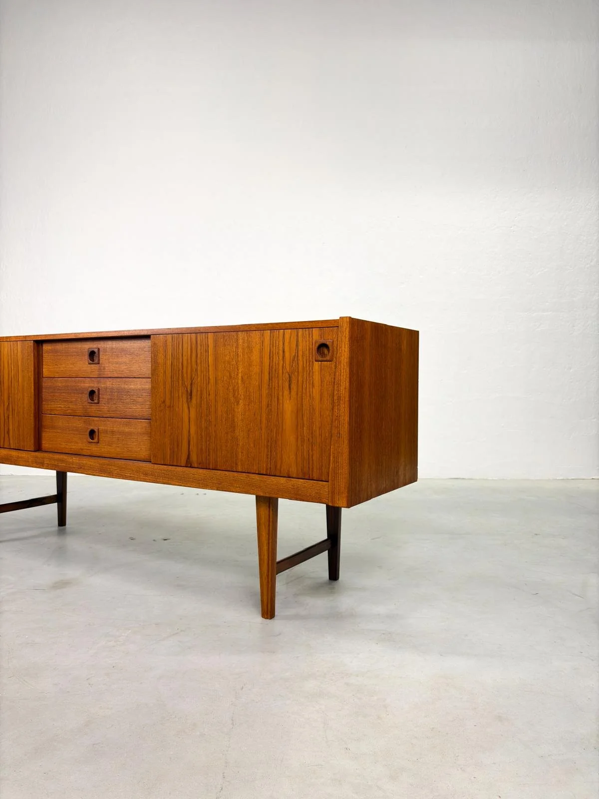 Mid-century Sideboard van Mahjongg Vlaardingen (6).jpeg