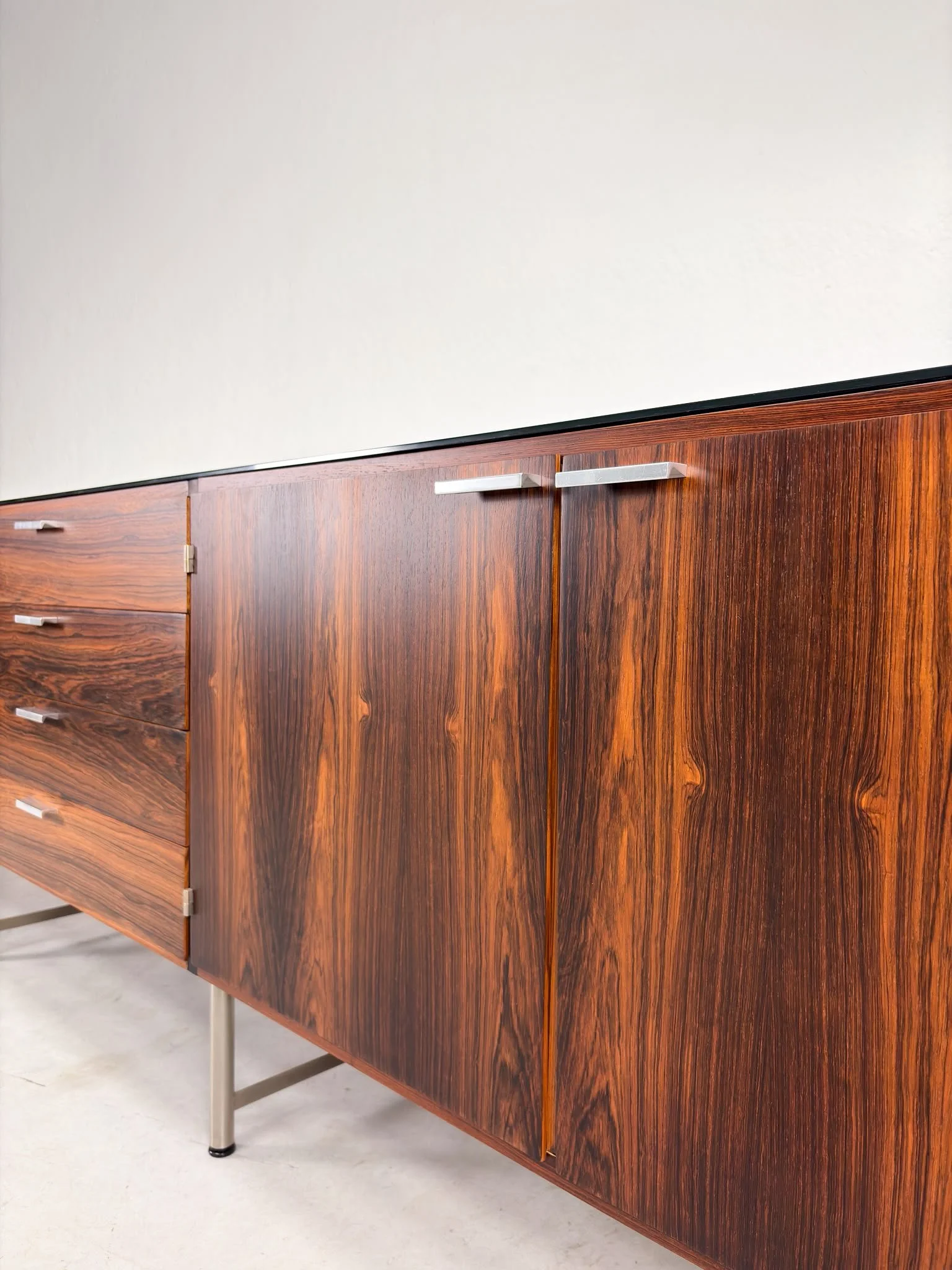 XL 'Made to Measure' Dressoir van Cees Braakman voor Pastoe (3).jpeg