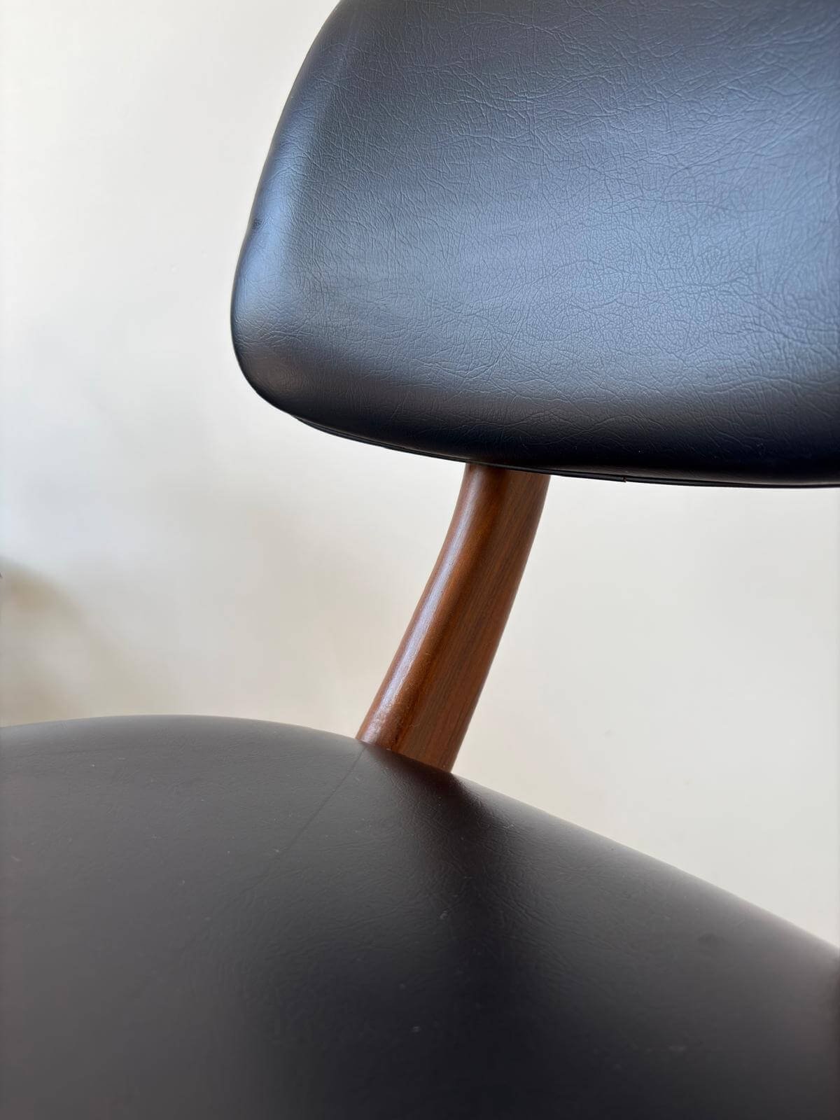 Vintage Scissor Chairs Louis van Teeffelen