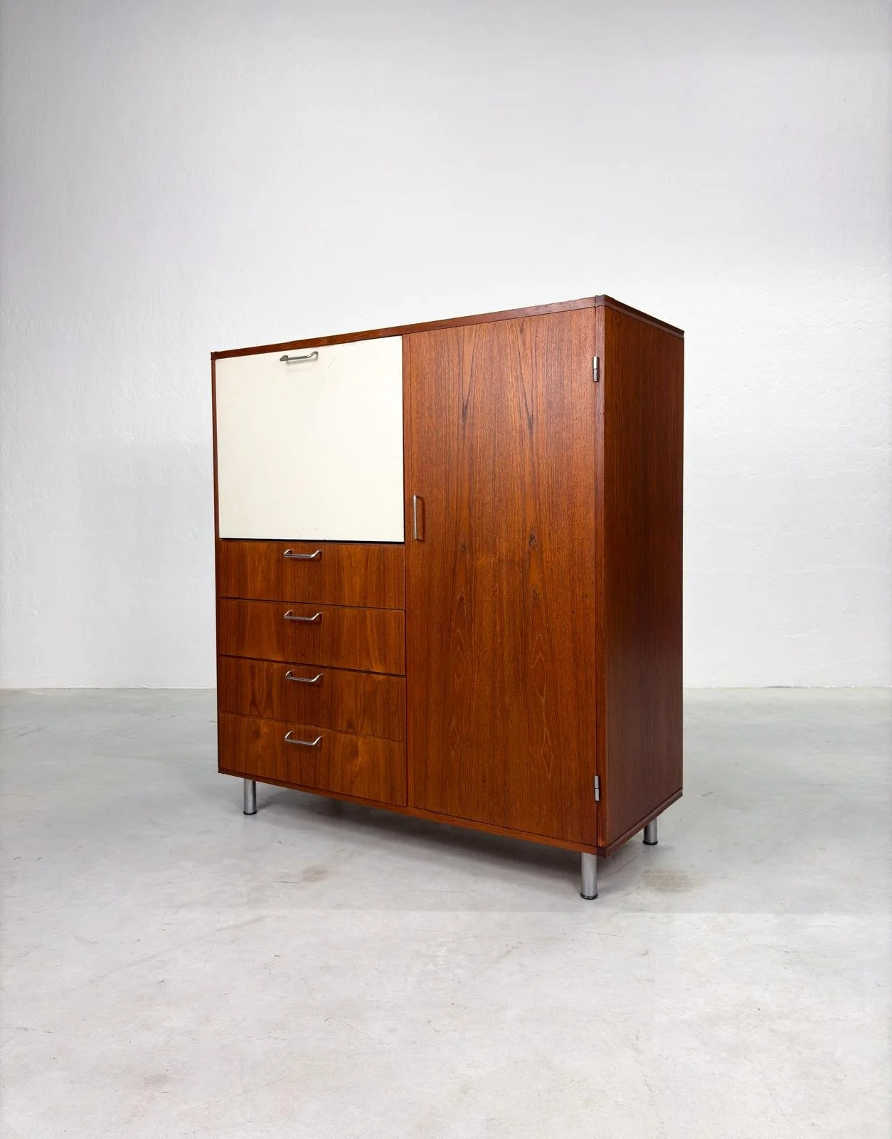 Pastoe 'Made to Measure' Dressoir van Cees Braakman (17).jpeg