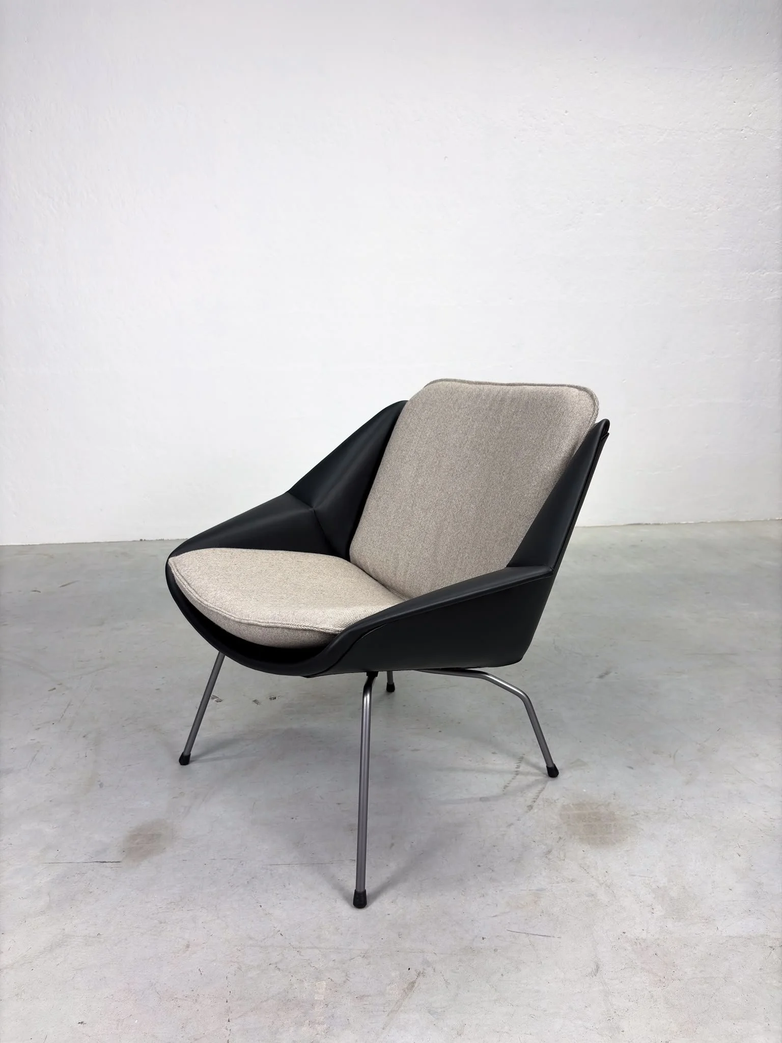 'FM04' Fauteuil van Cees Braakman voor Pastoe (17).jpeg