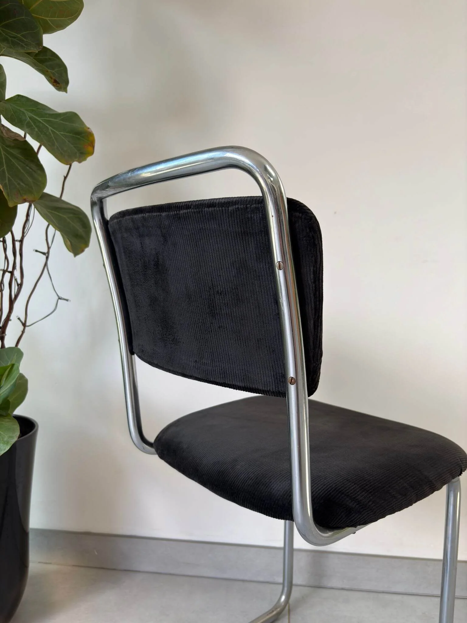 Vintage eetkamerstoel Gispen model 101 (2).jpg