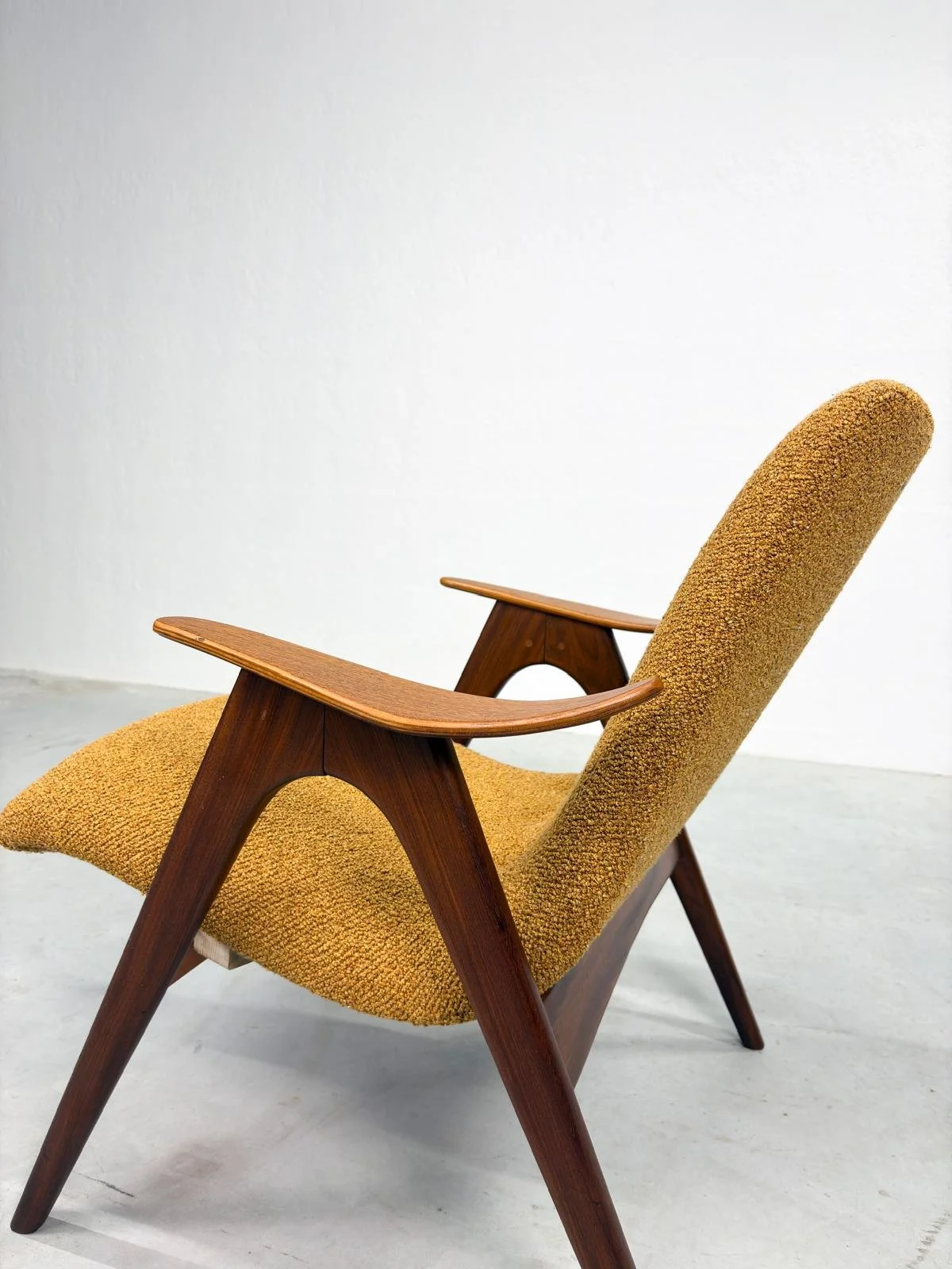 Vintage Fauteuil van Louis van Teeffelen voor Wébé (7).jpeg