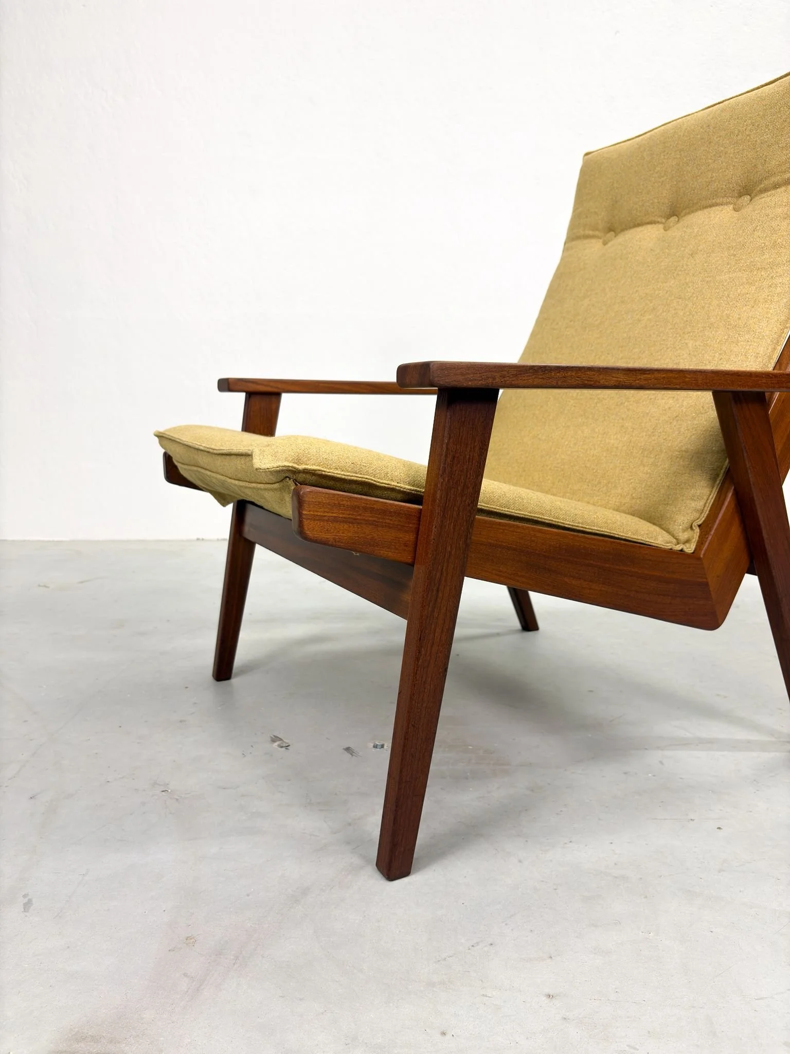 Vintage Lotus 1611 Fauteuil Rob Parry voor Gelderland (14).jpeg