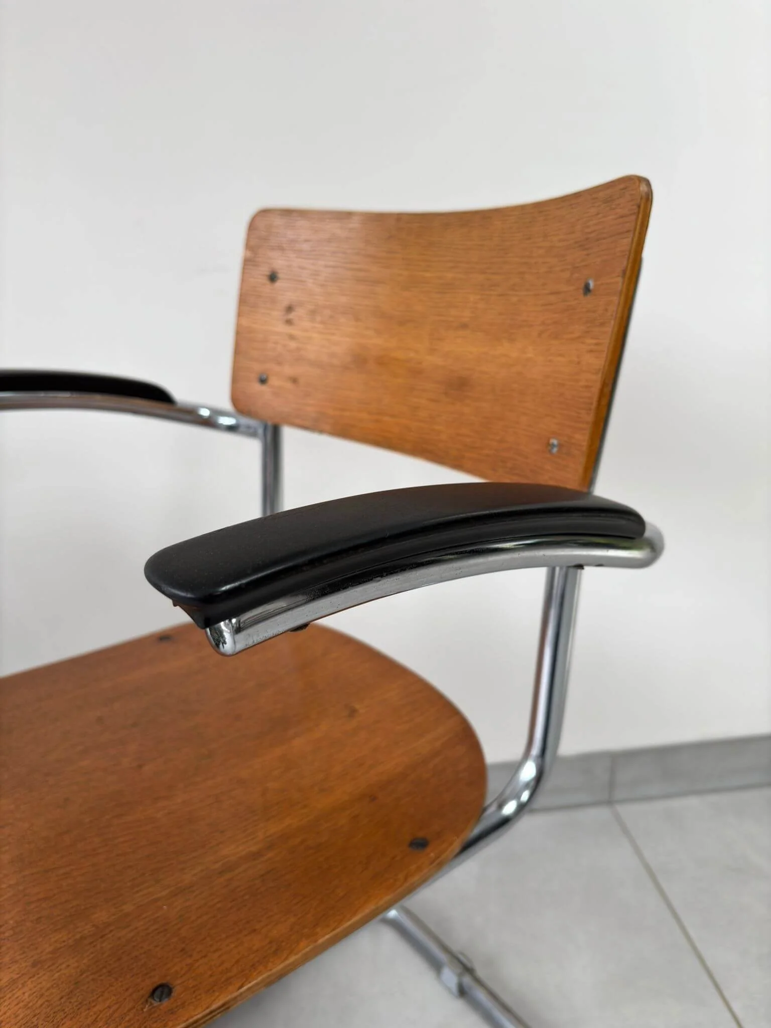 Vintage Buisframe Stoel Galvanische Industrie Overschie (9).jpg
